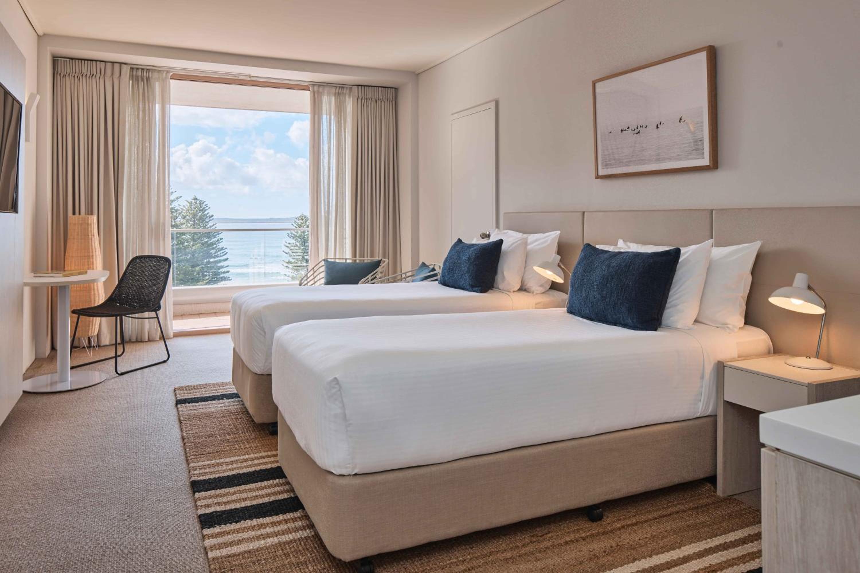 Family Room with Sea View