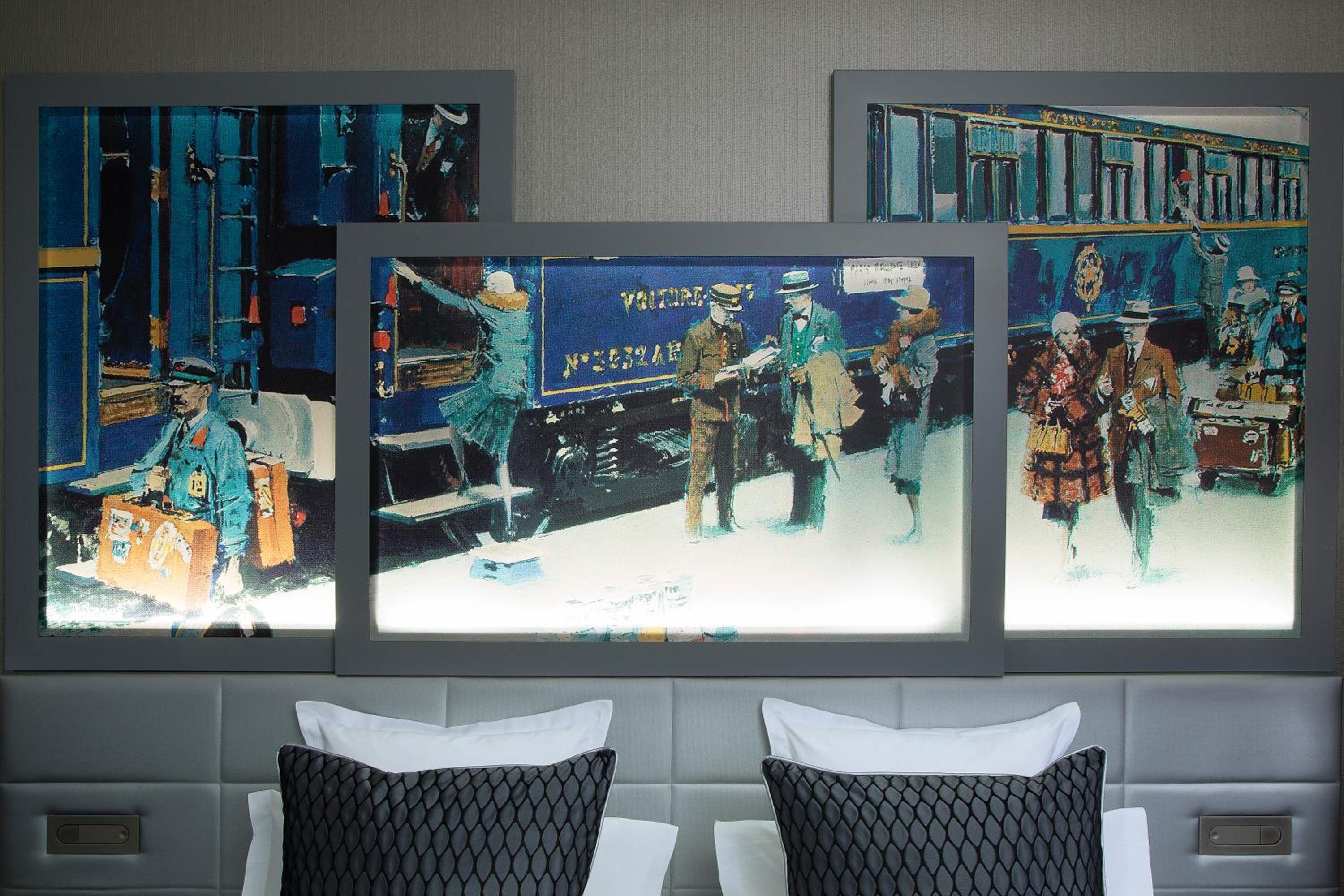 Superior Double or Twin Room photo 3