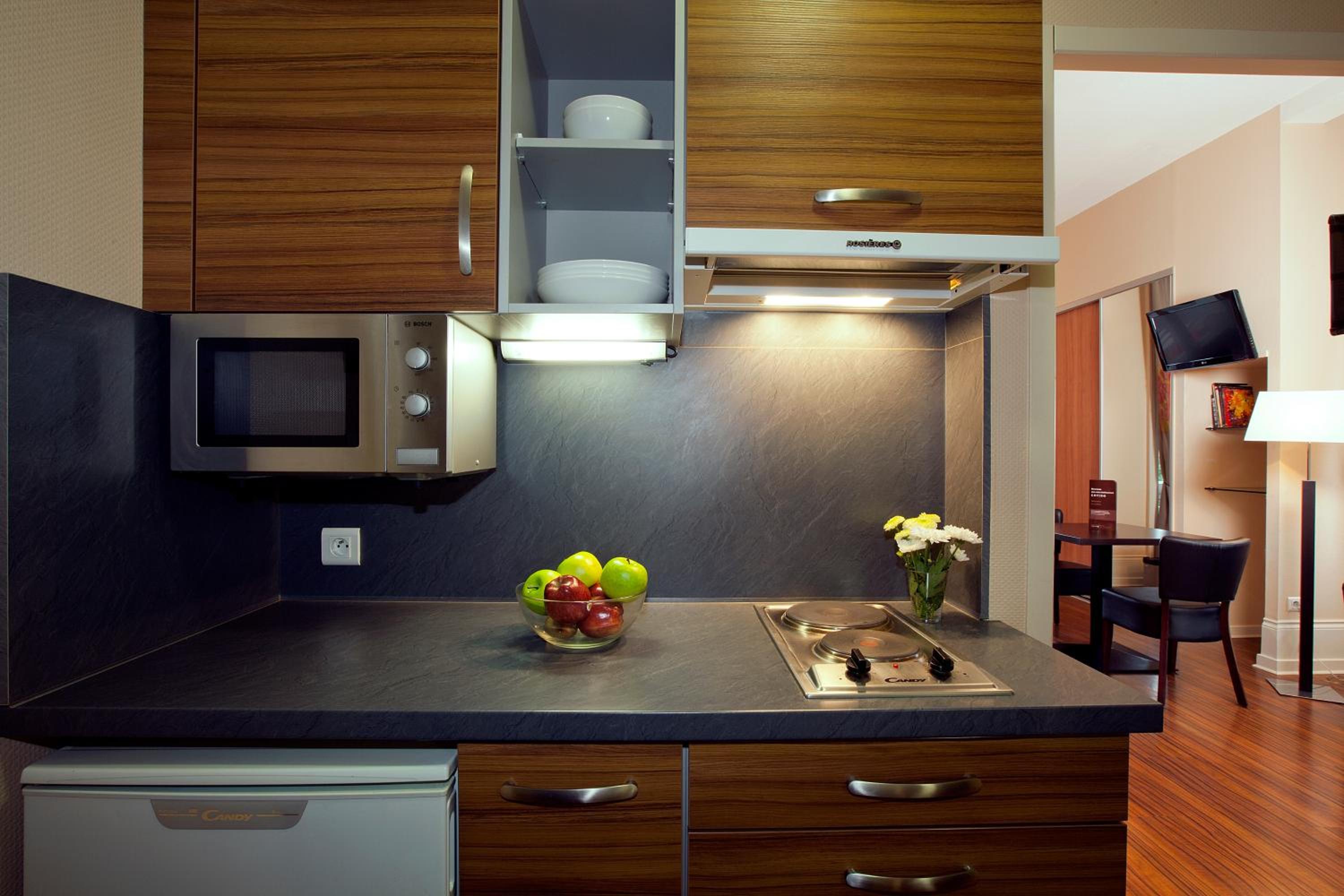 Apartment with Twin Beds - Photo 6