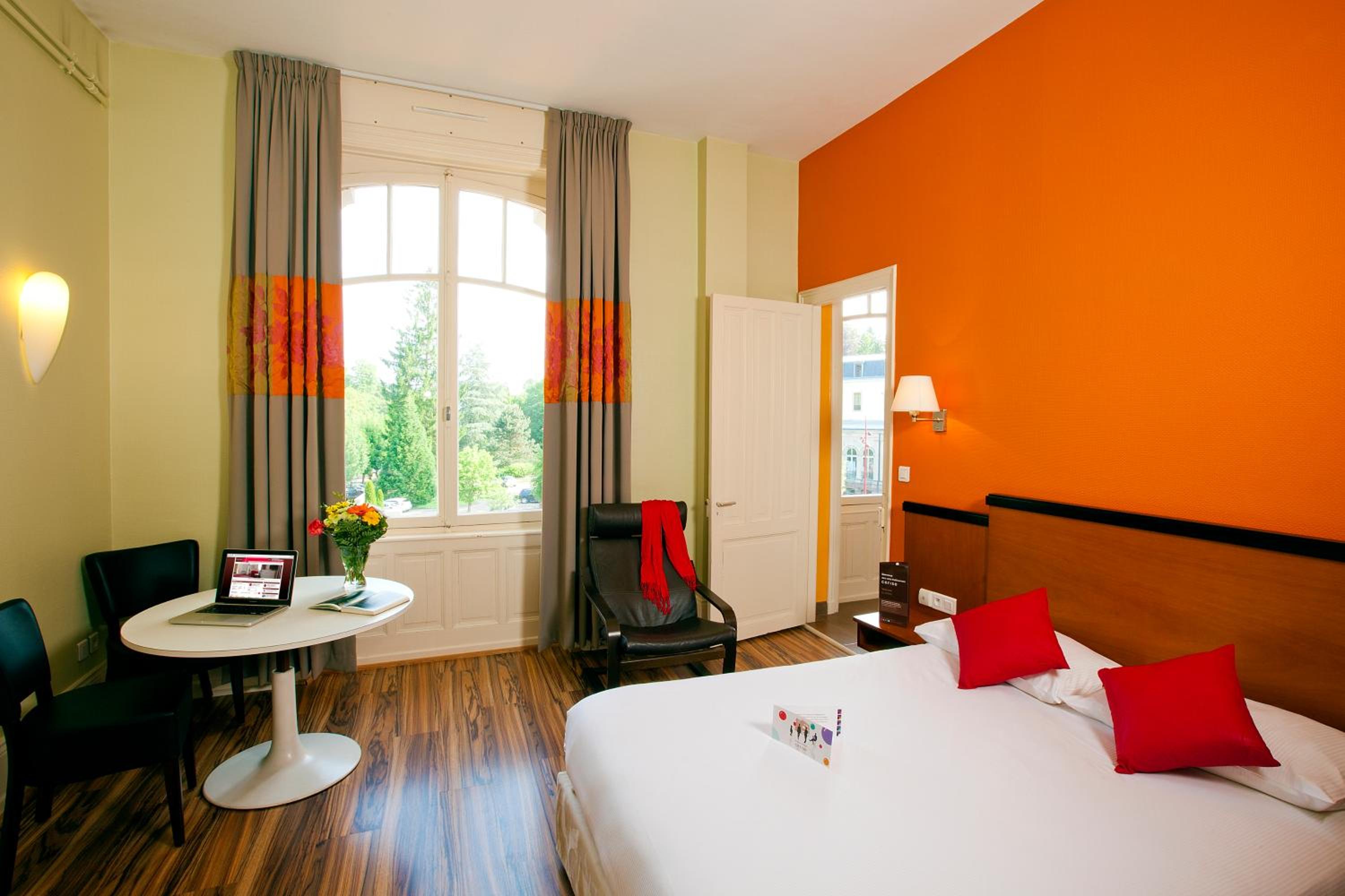 Superior Studio with Double Bed - Photo 3