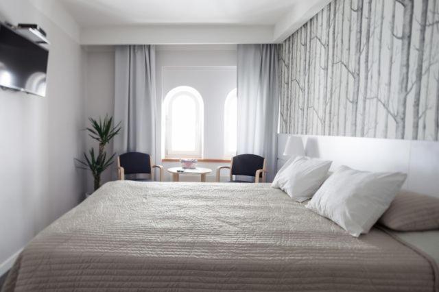 Double or Twin Room - Photo 21