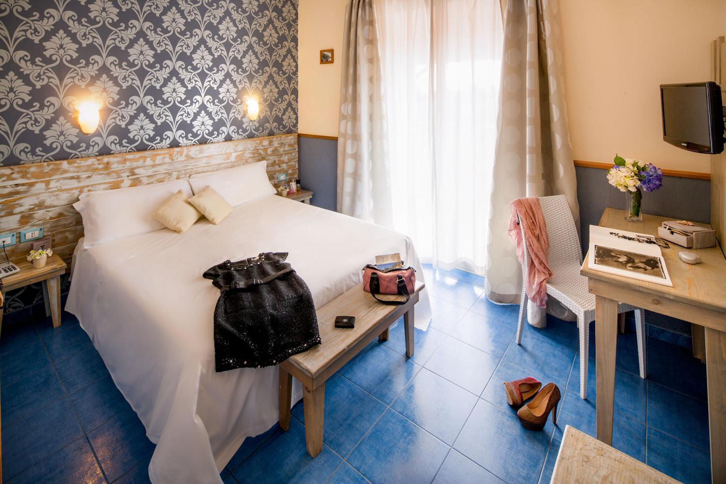 Double Room - Photo 1