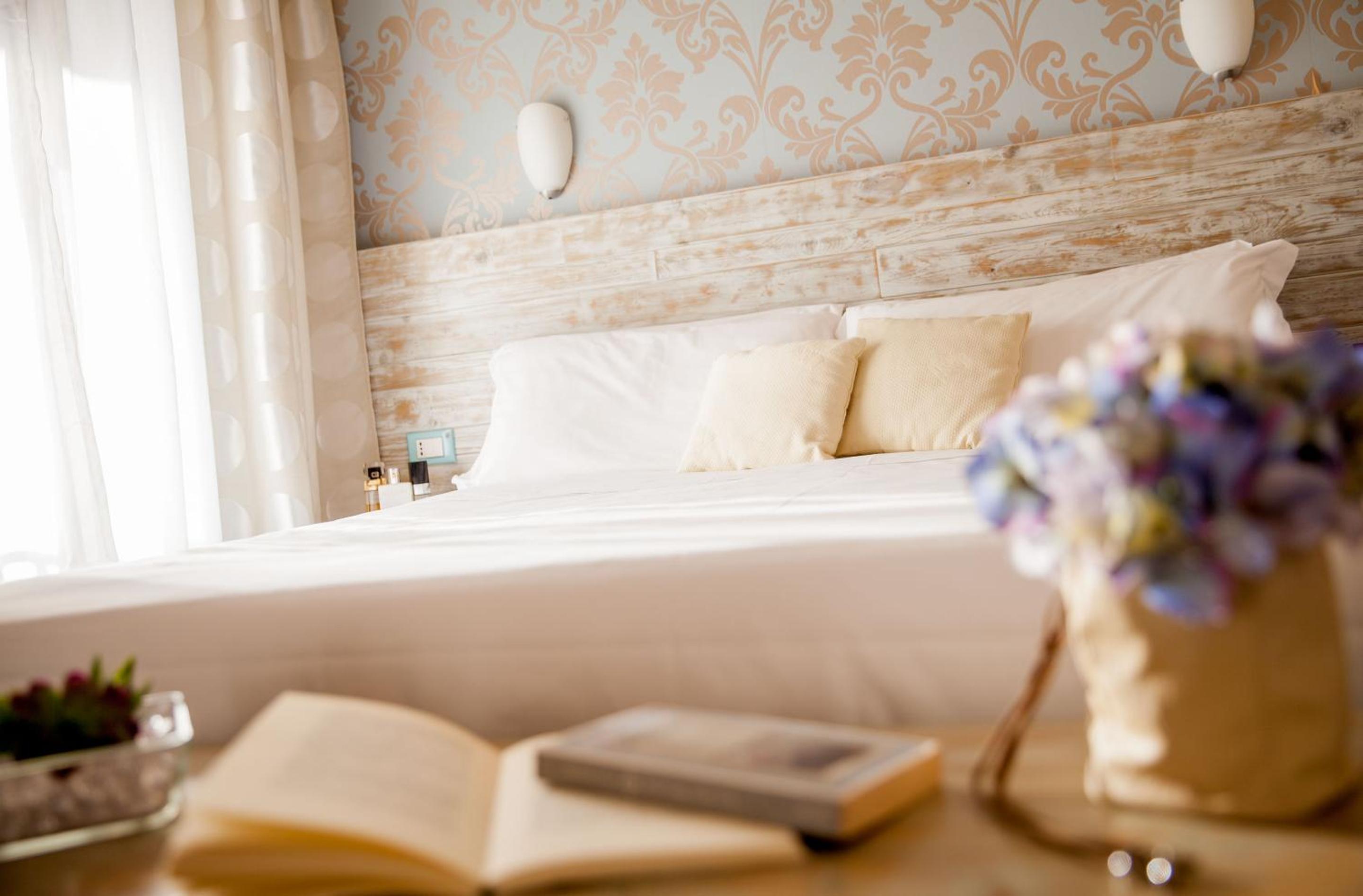 Junior Suite - Photo 1
