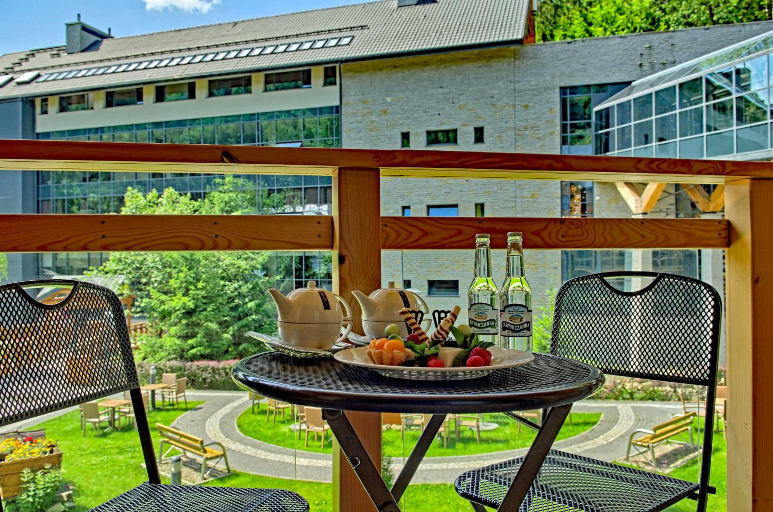 Classic Room with Balcony with 1 Bed - Photo 7