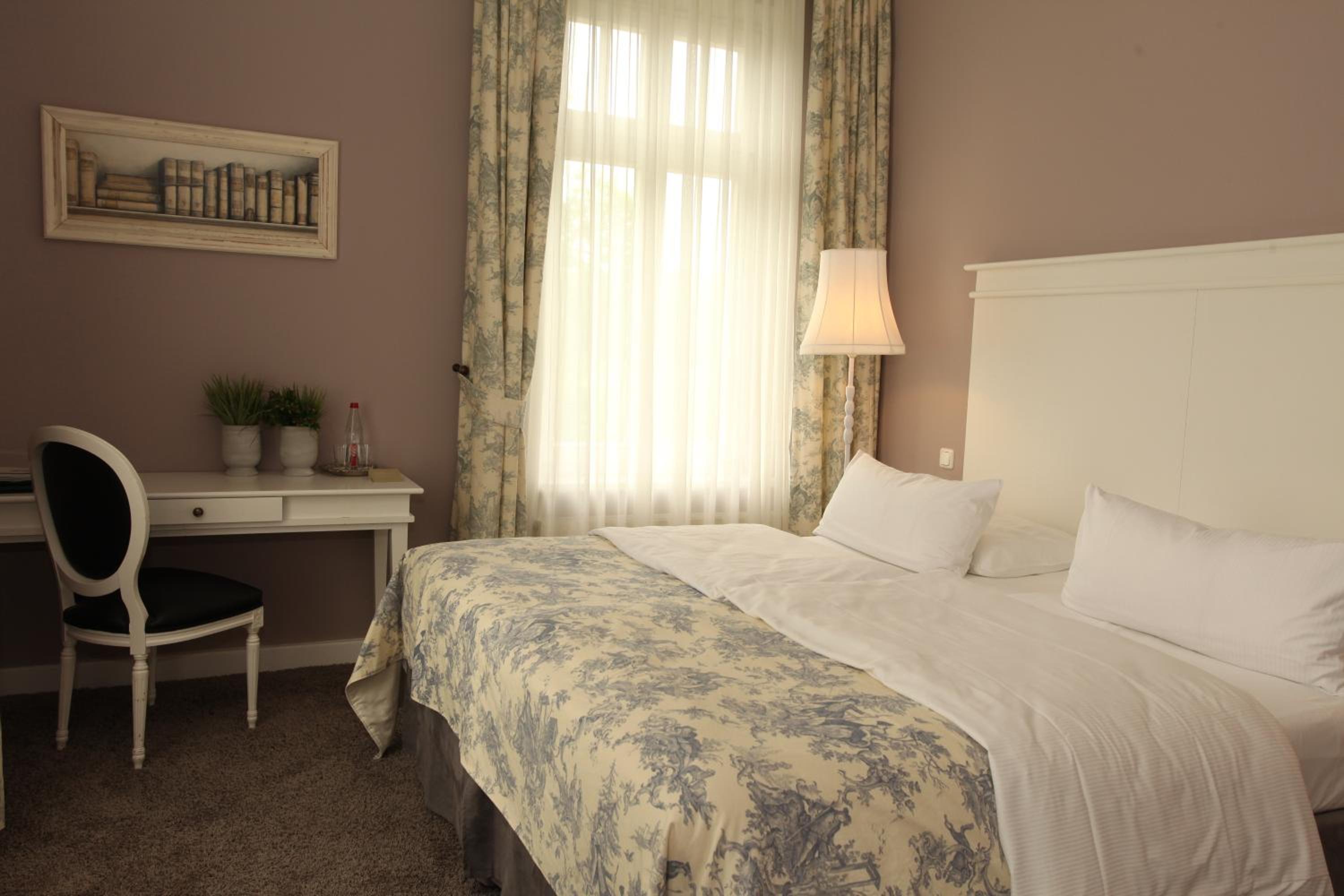 Double Room in Tower House - Photo 1