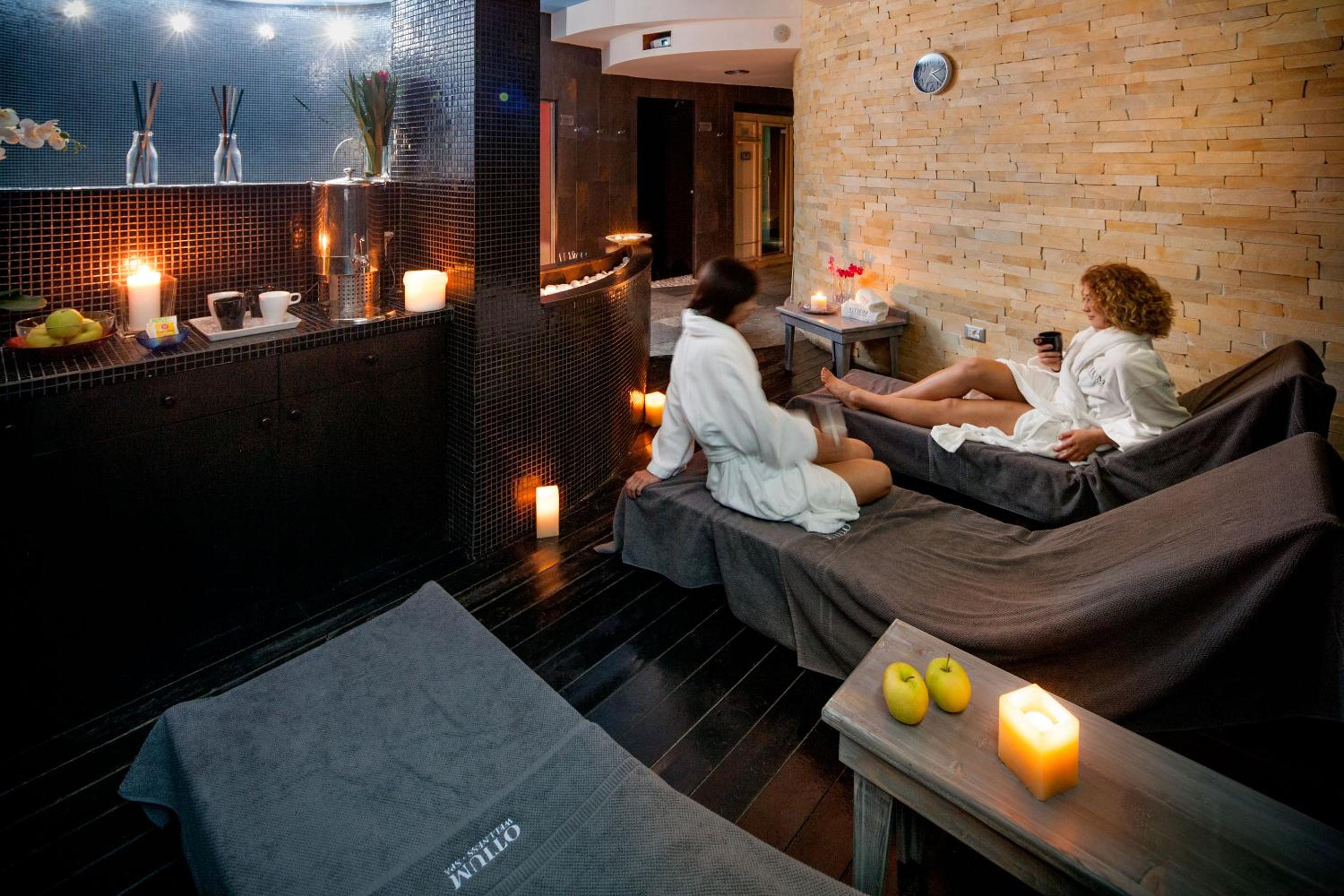 Double Room with Spa Package photo 2