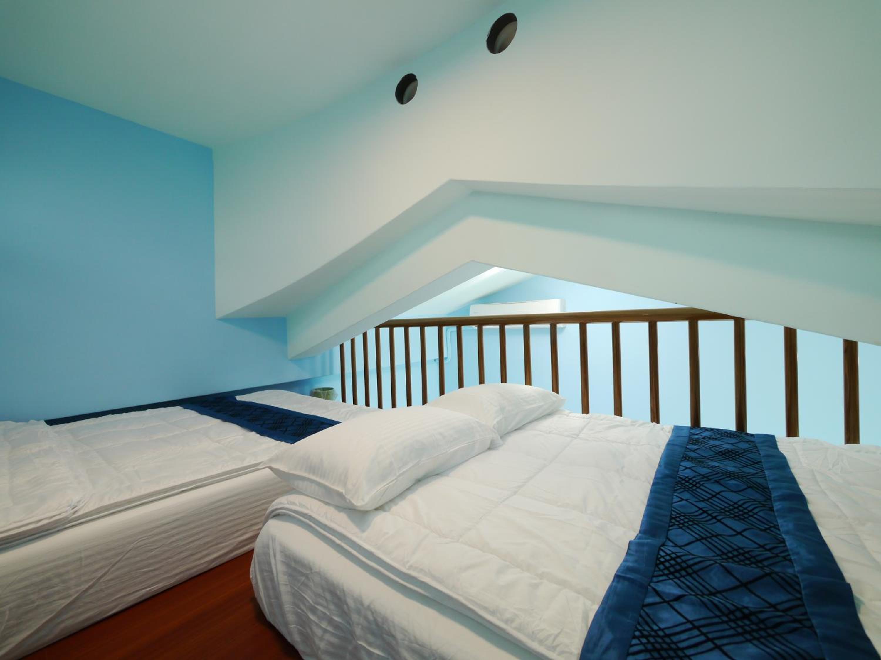 Family Suite with Balcony photo 2