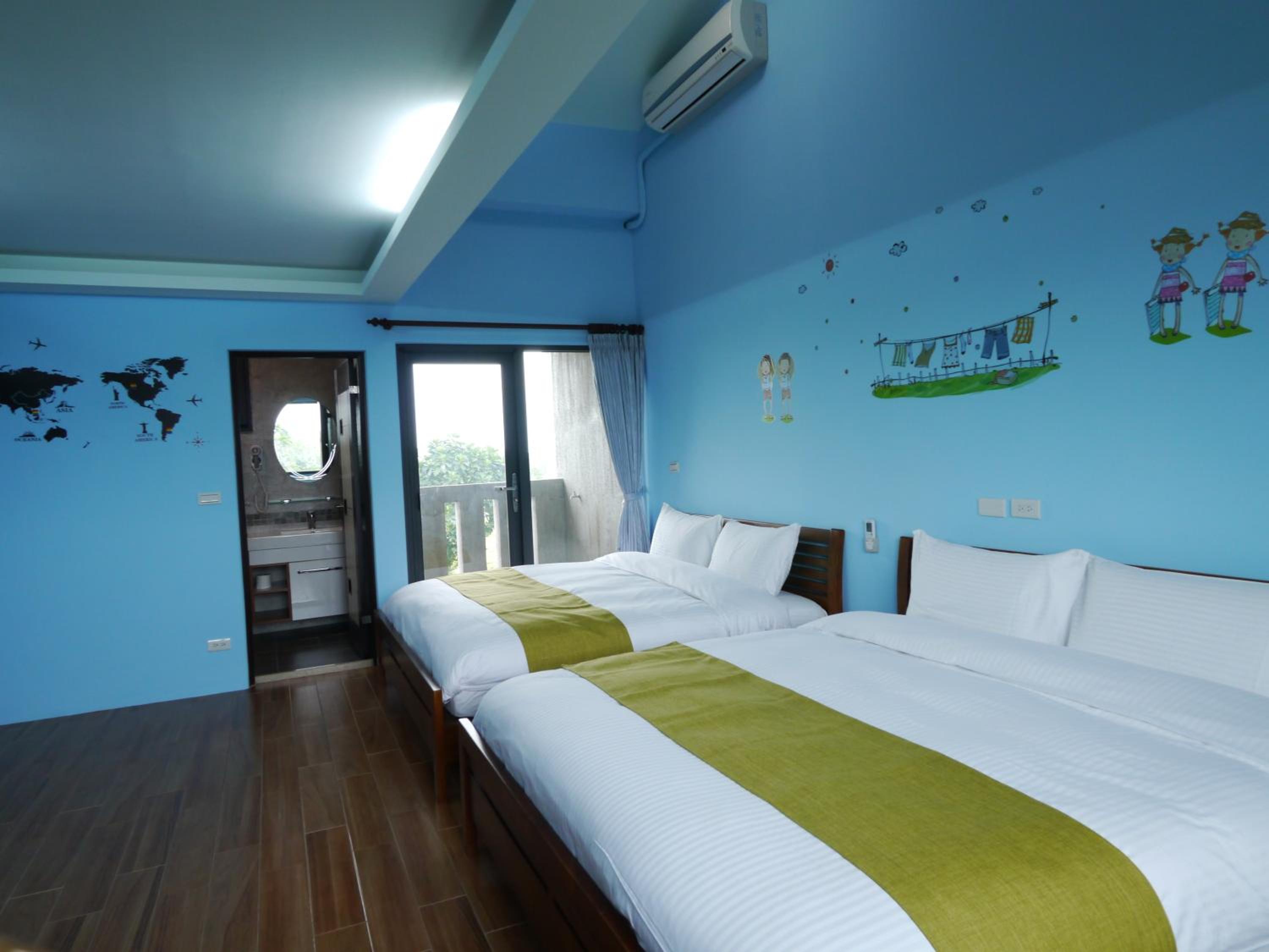 Family Suite with Balcony photo 3