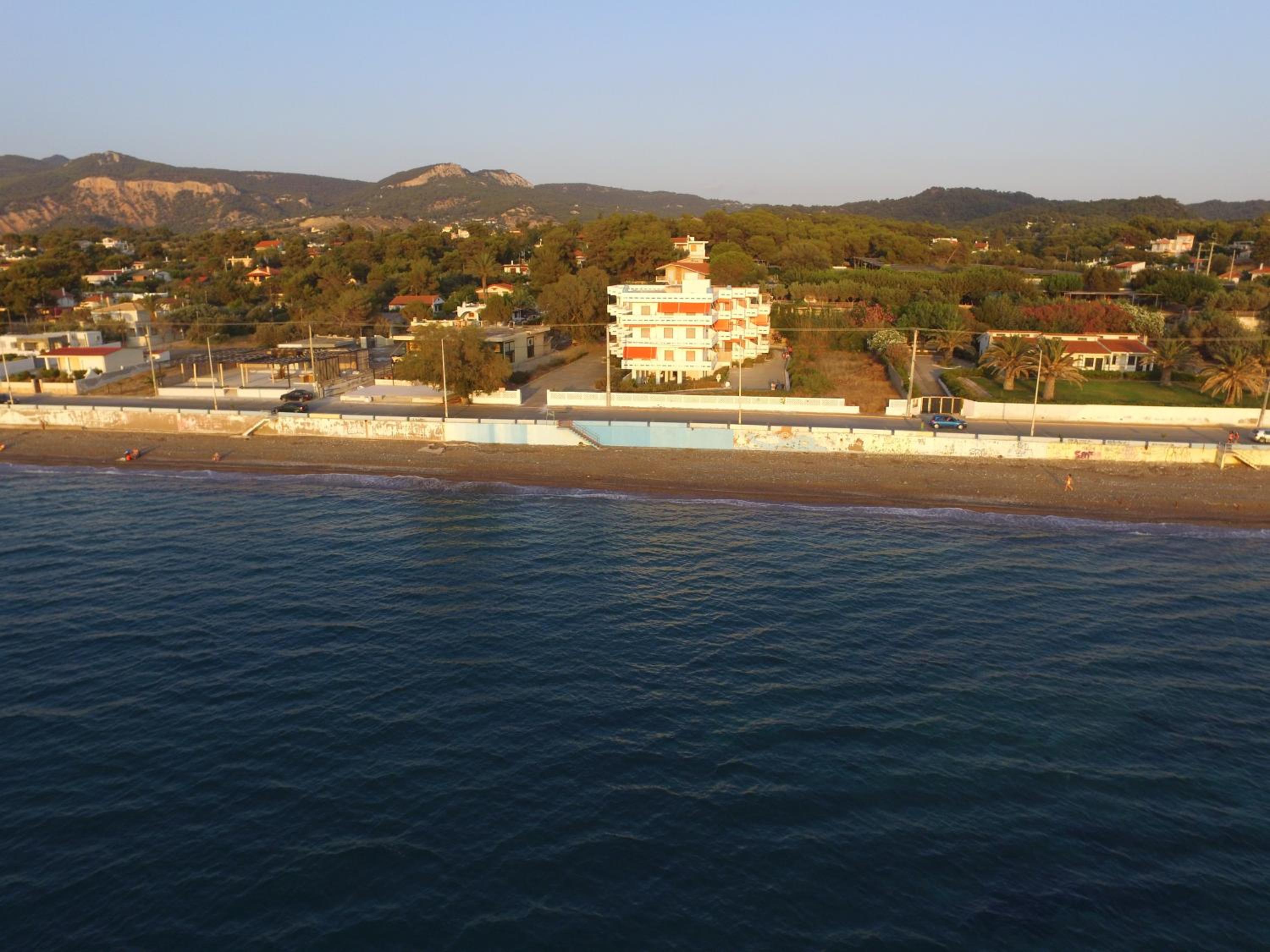 Studio Apartment with Sea View - Photo 18