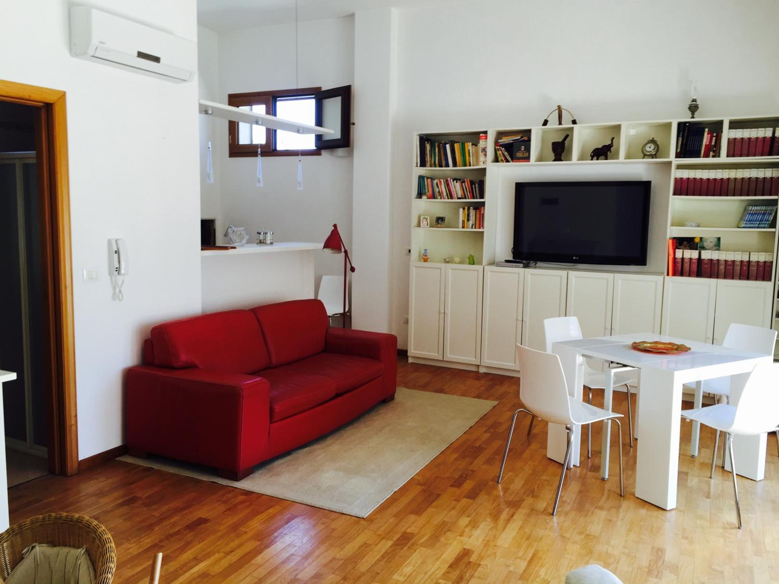 Deluxe Apartment photo 3