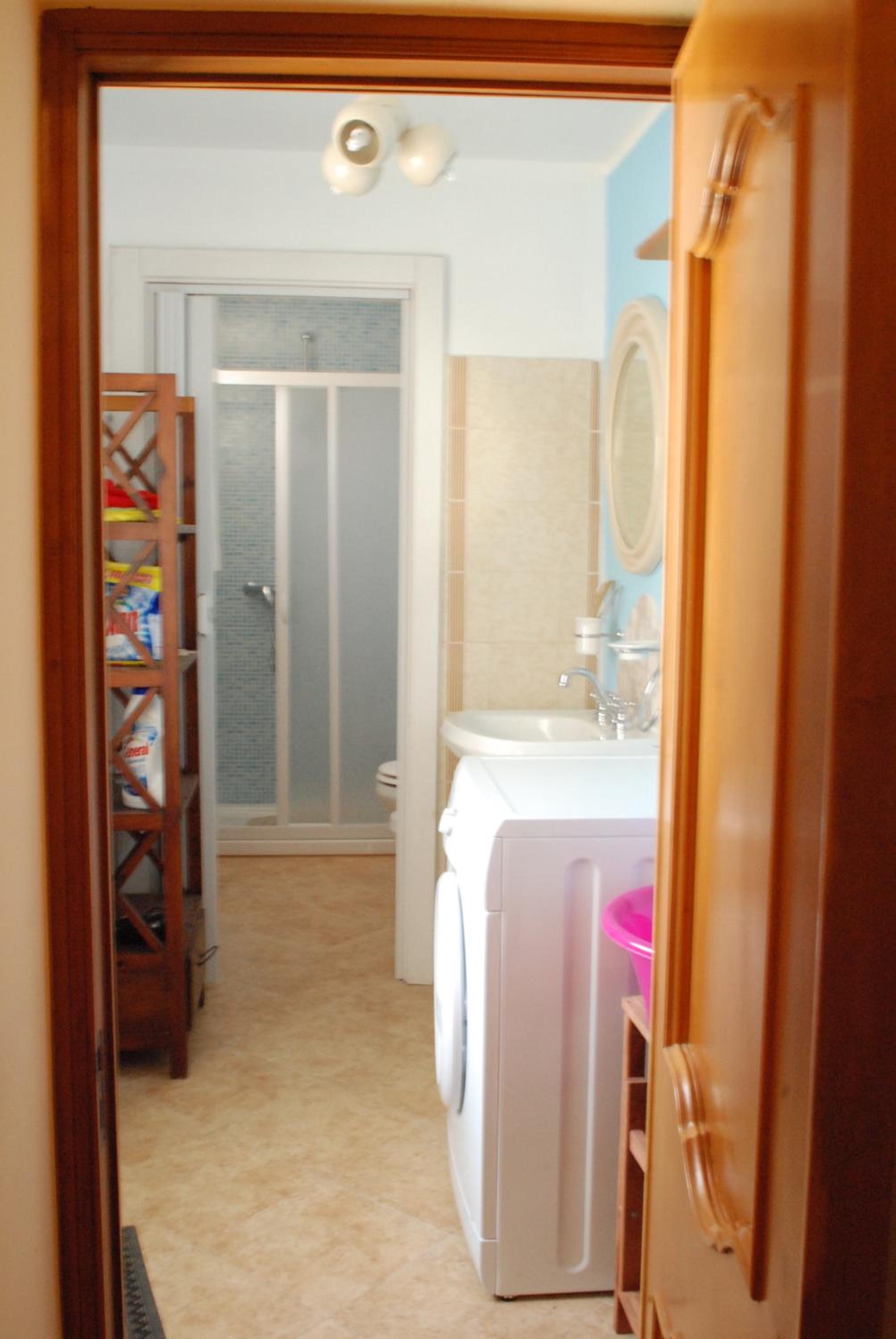 Apartment photo 3