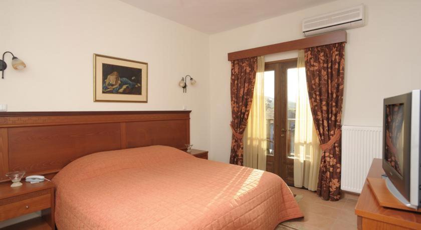 Basic Double Room photo 1