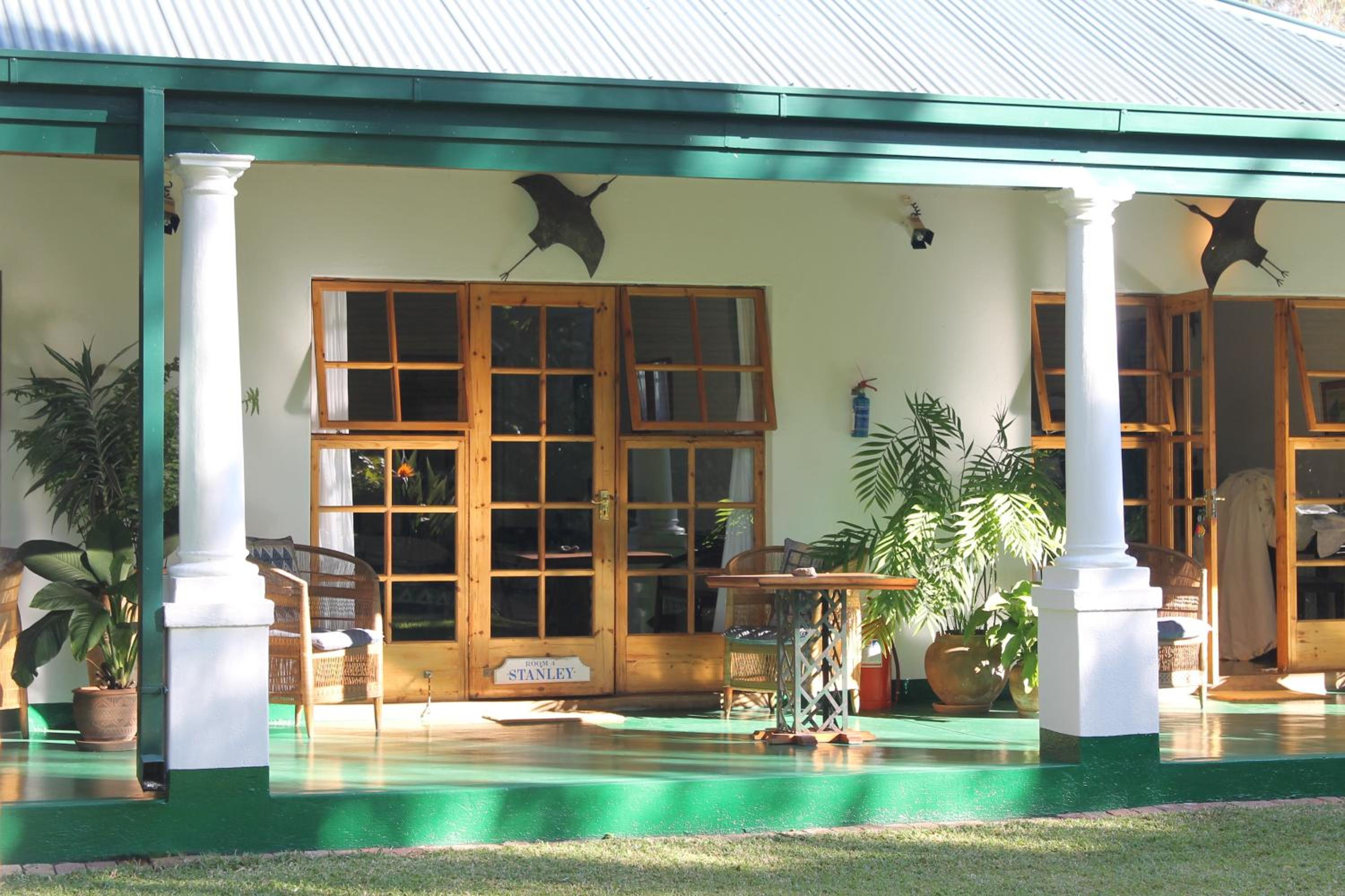 Queen Room with Garden View photo 3