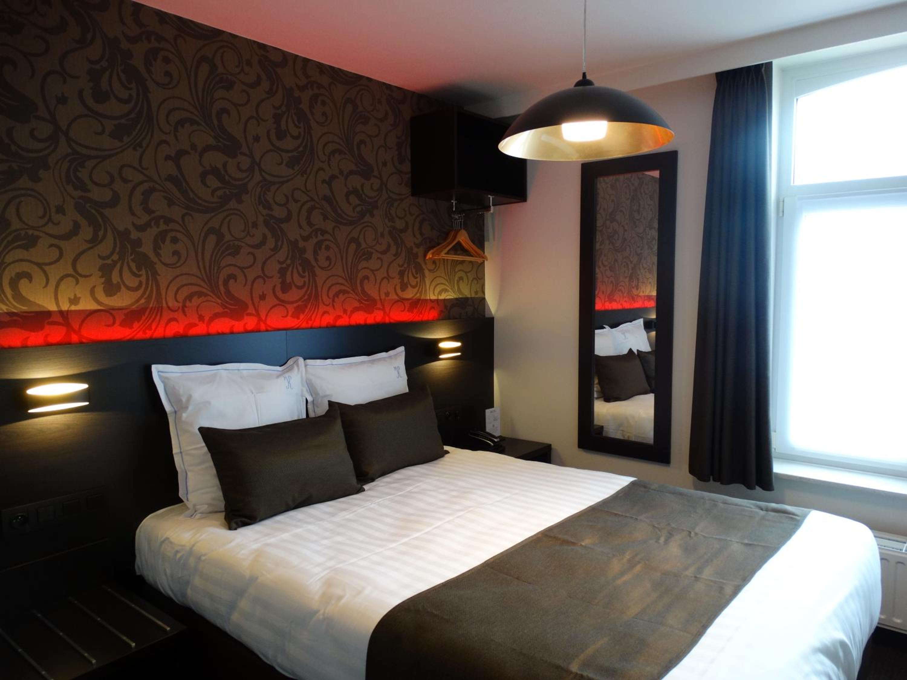 Deluxe Double Room with Hot Tub photo 1