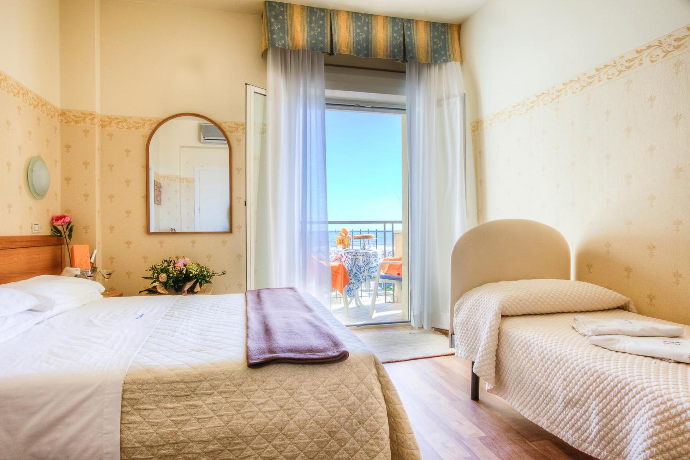 Triple Room with Sea View photo 3