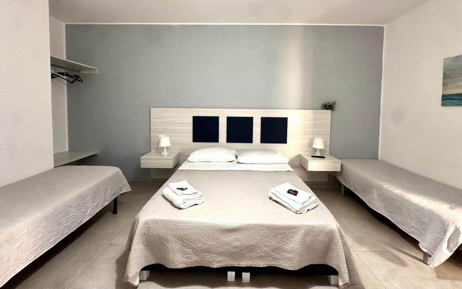 Double Room - Photo 4