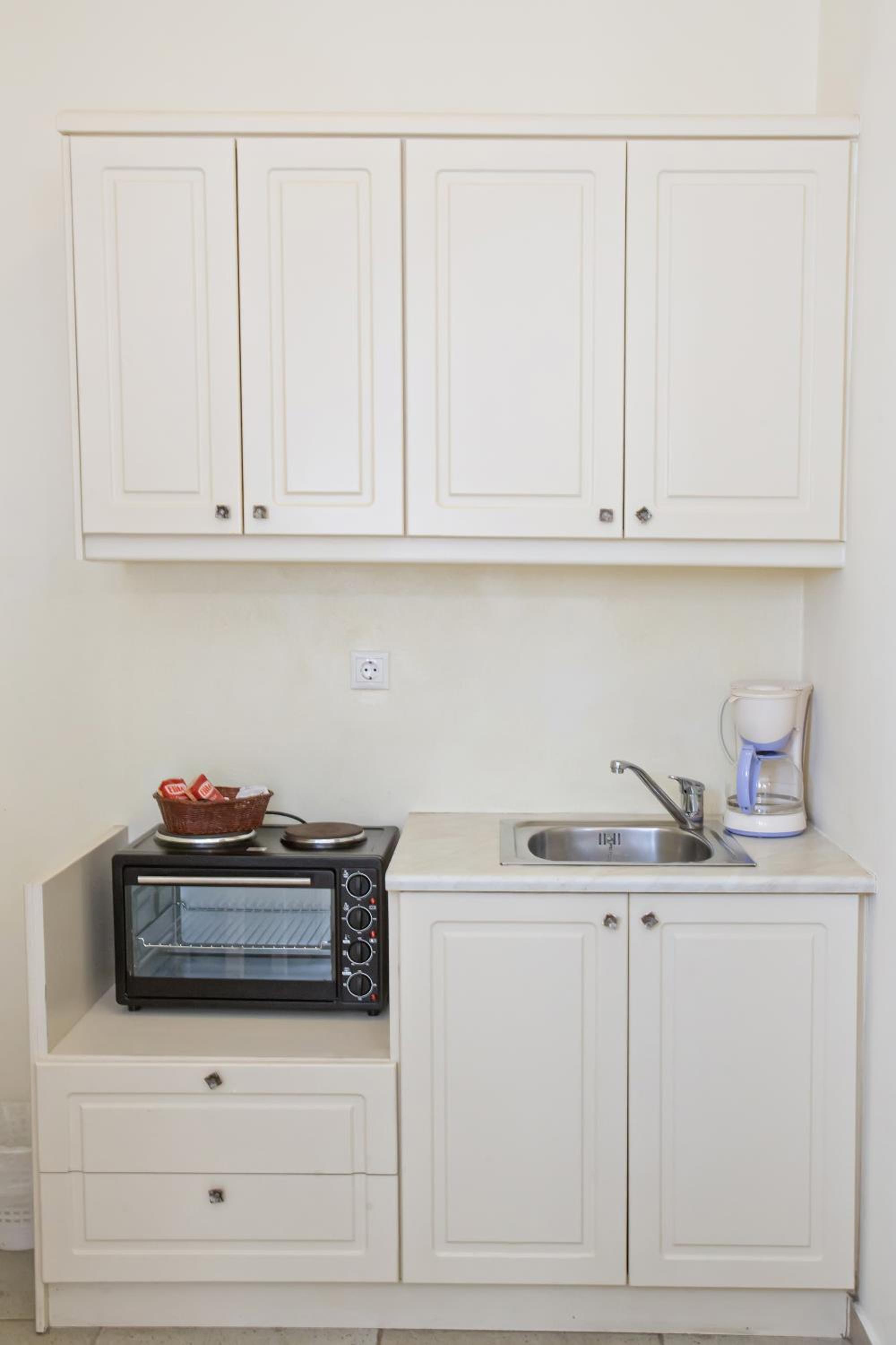 Studio (3 Adults) photo 3