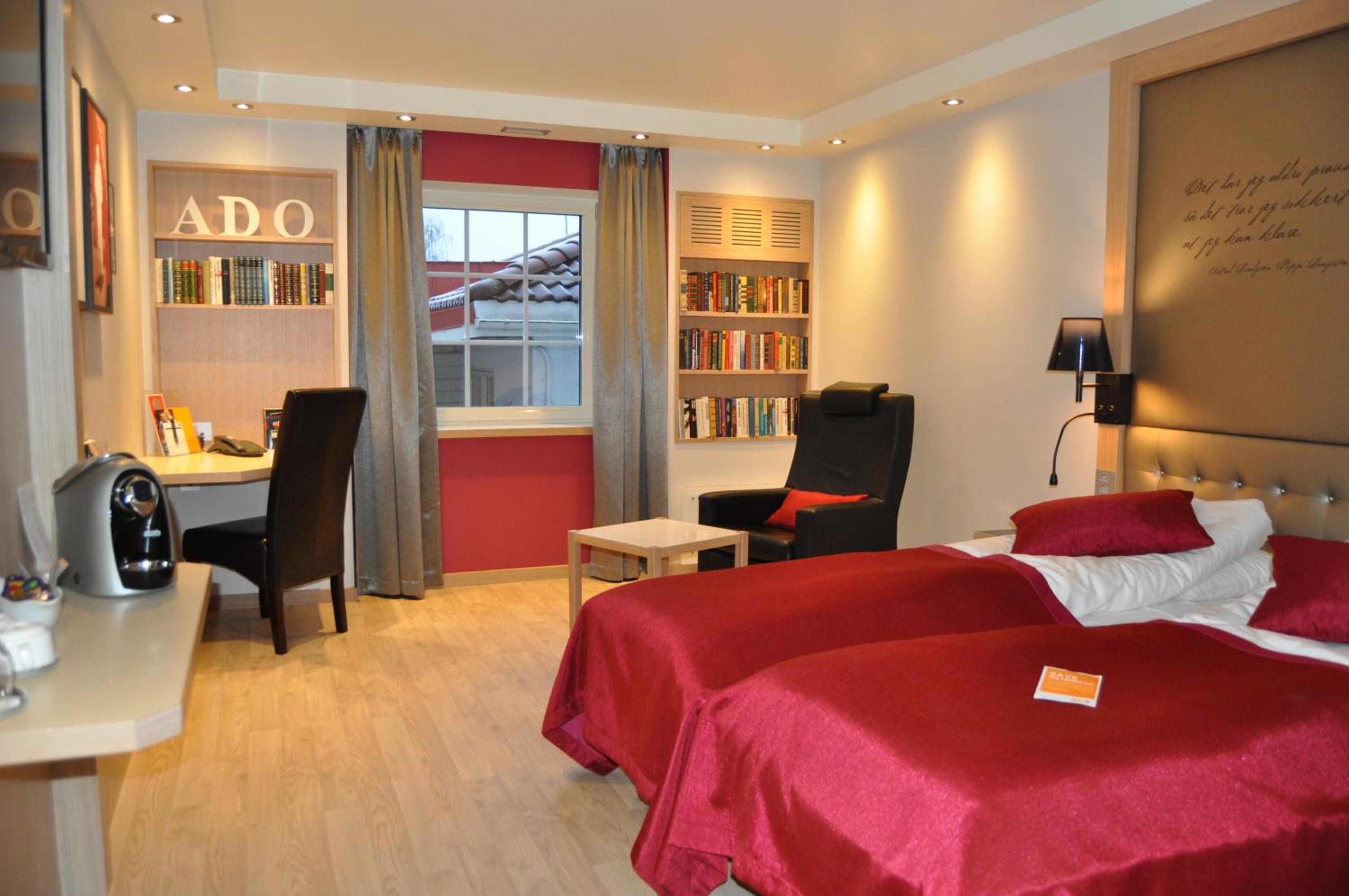 Standard Double Room - Photo 2