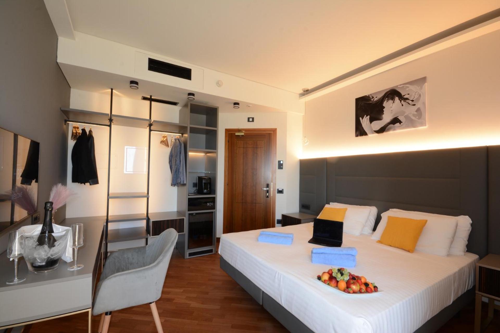 Deluxe Single Room