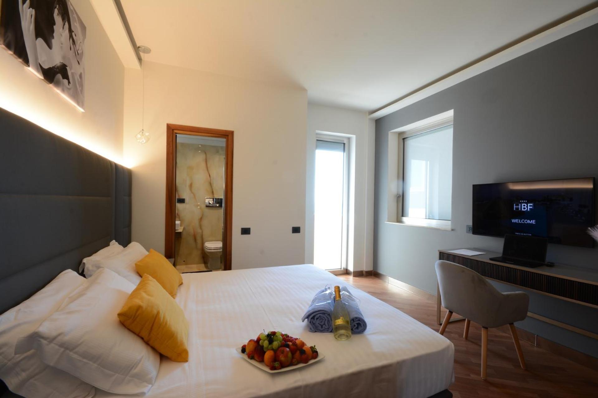 Deluxe Double Room photo 3
