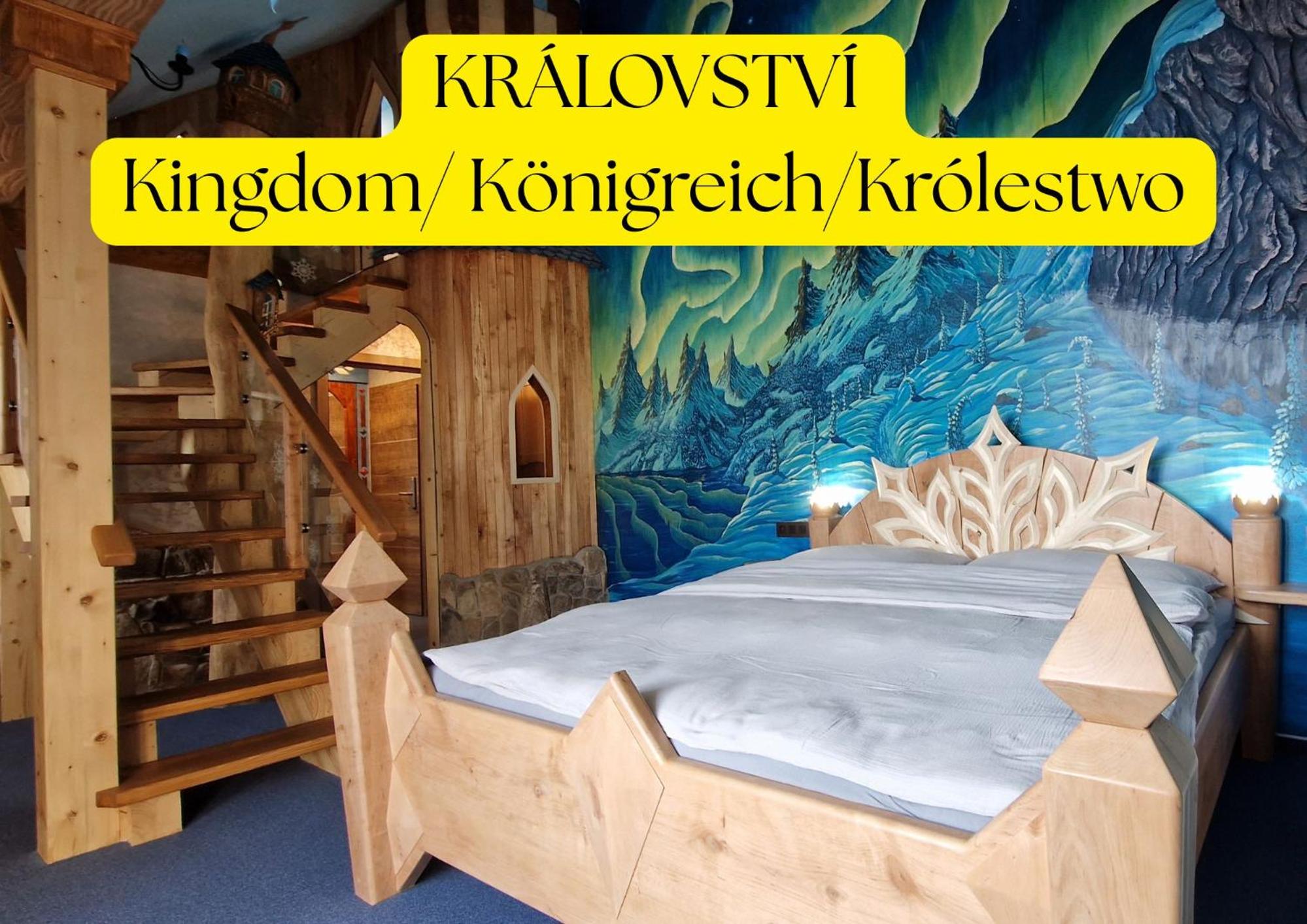 Deluxe King Suite