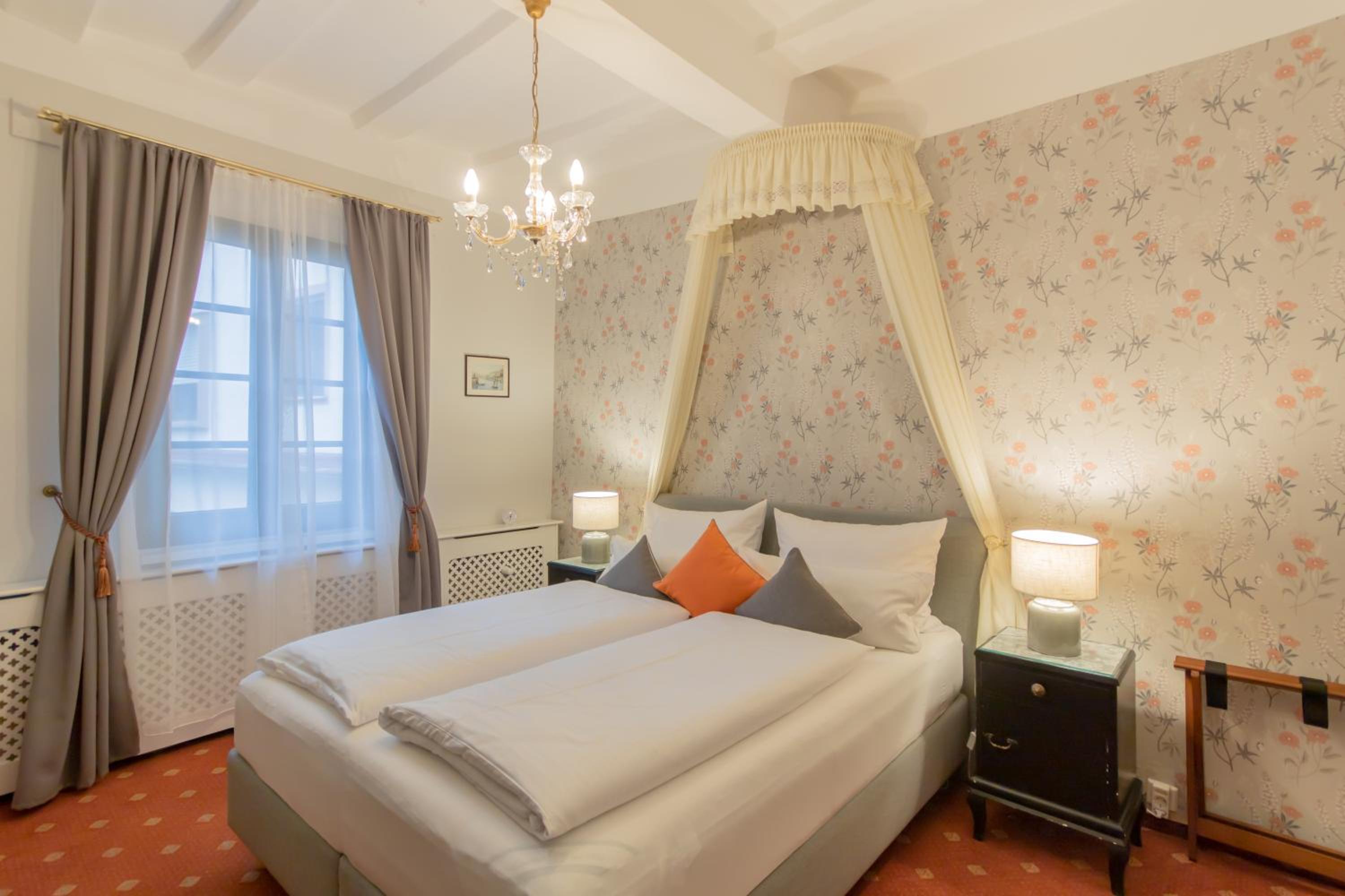 Classic Double Room - Photo 5