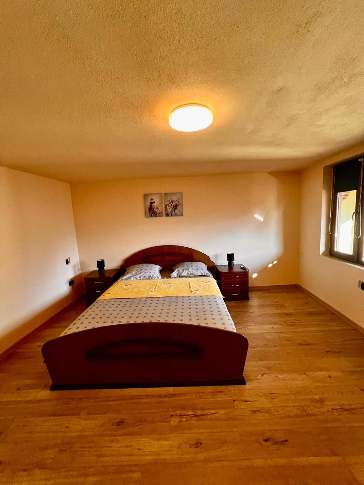 Double Room with Private Bathroom photo 1