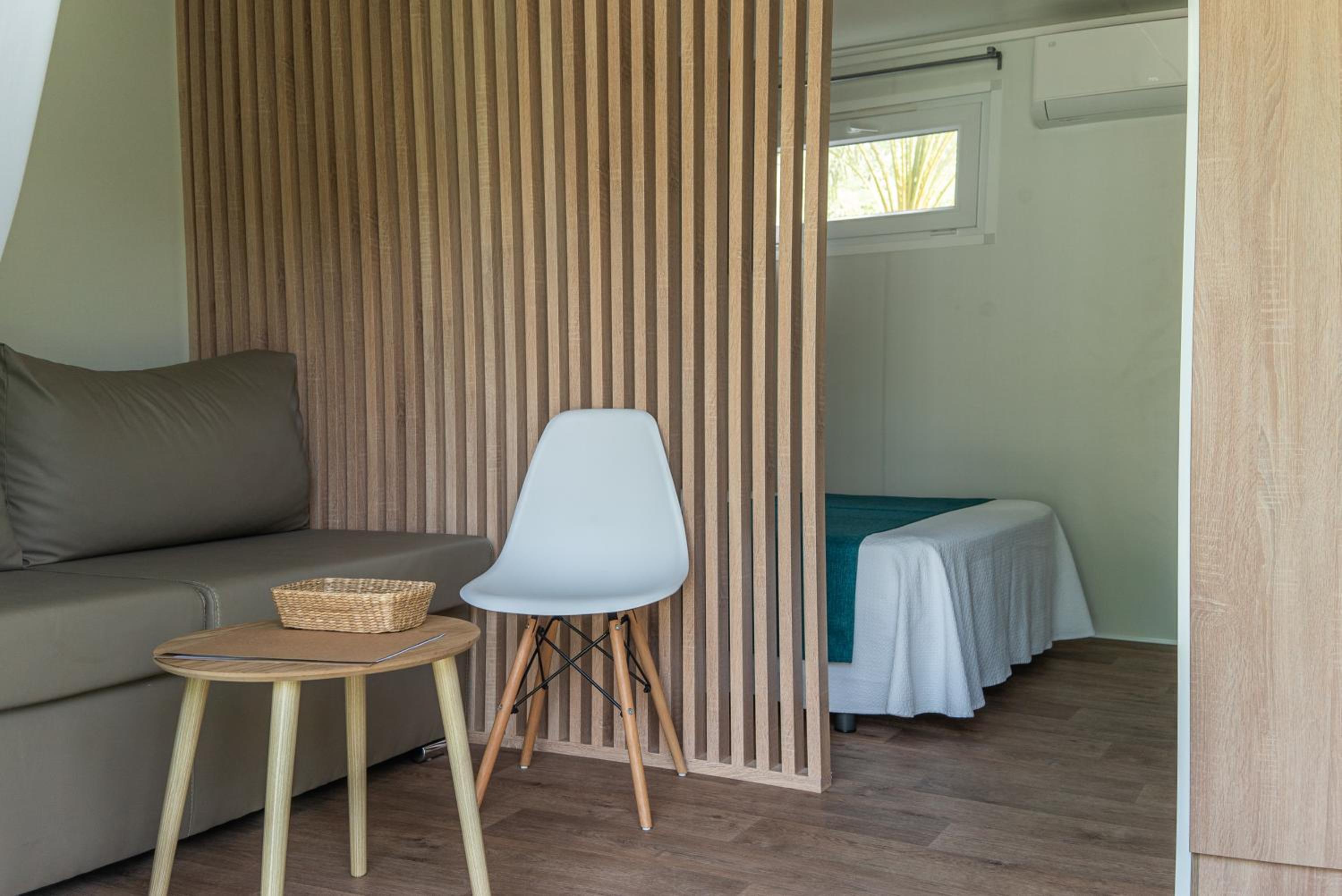 Superior Bungalow - Photo 4