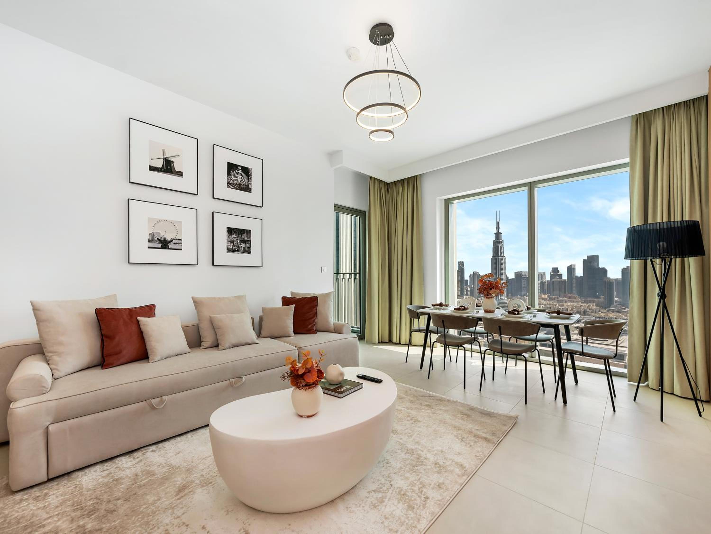 Apartment with View and Balcony photo 3