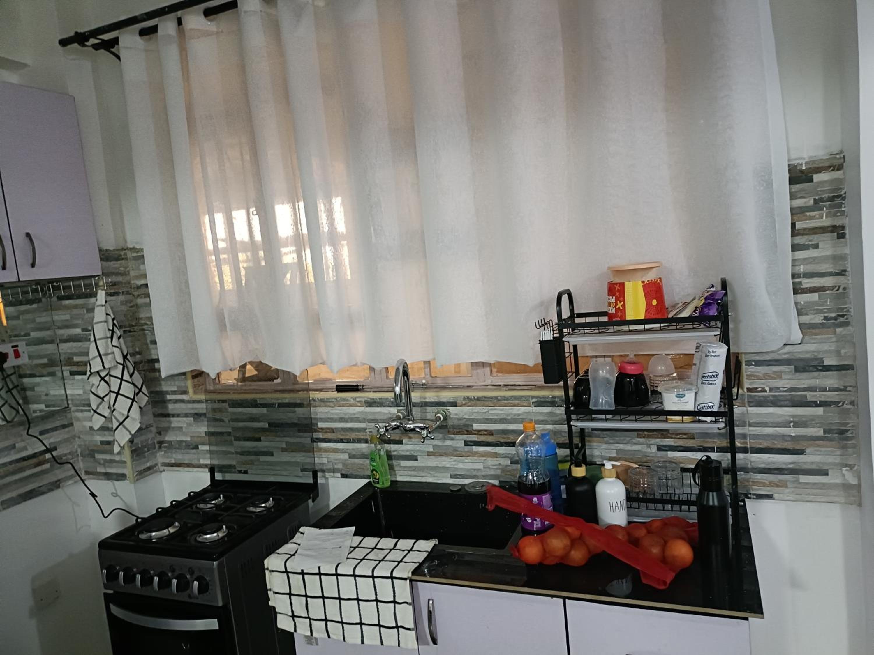 Three-Bedroom Apartment with View - Photo 18