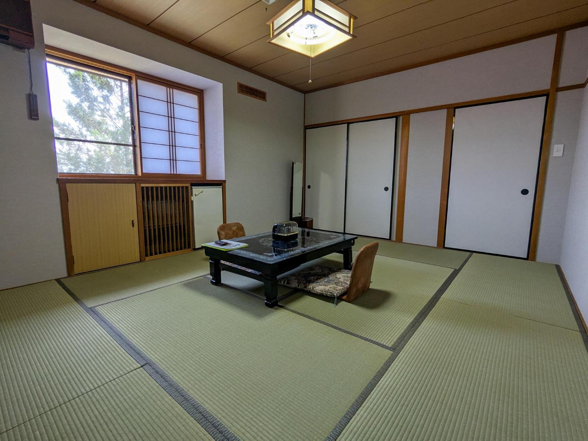 Japanese-Style Room