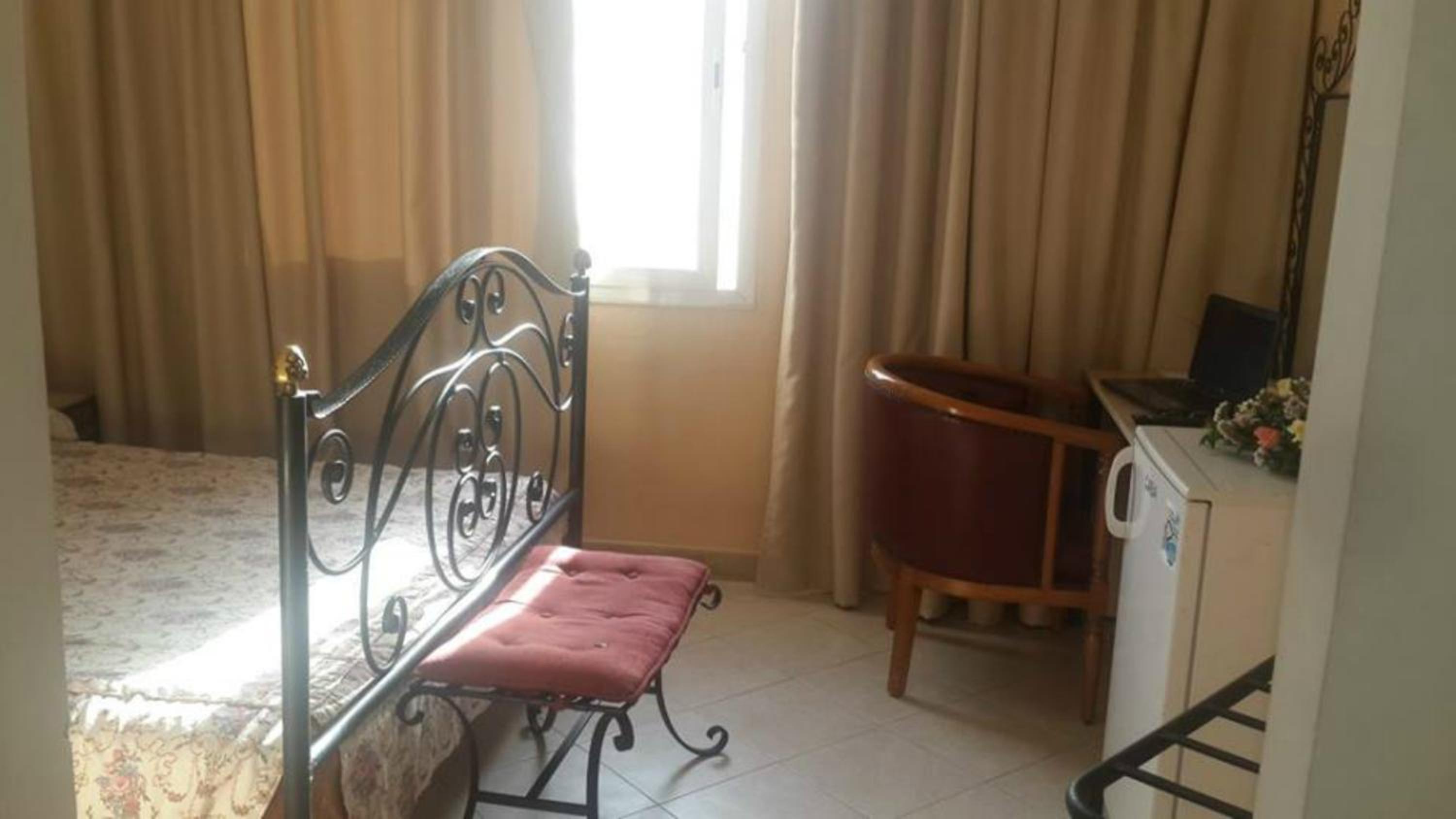 Single Room photo 2