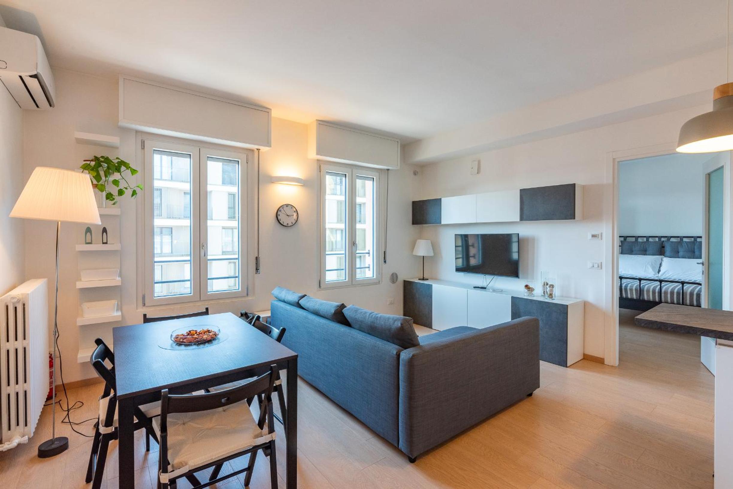 One-Bedroom Deluxe Apartment