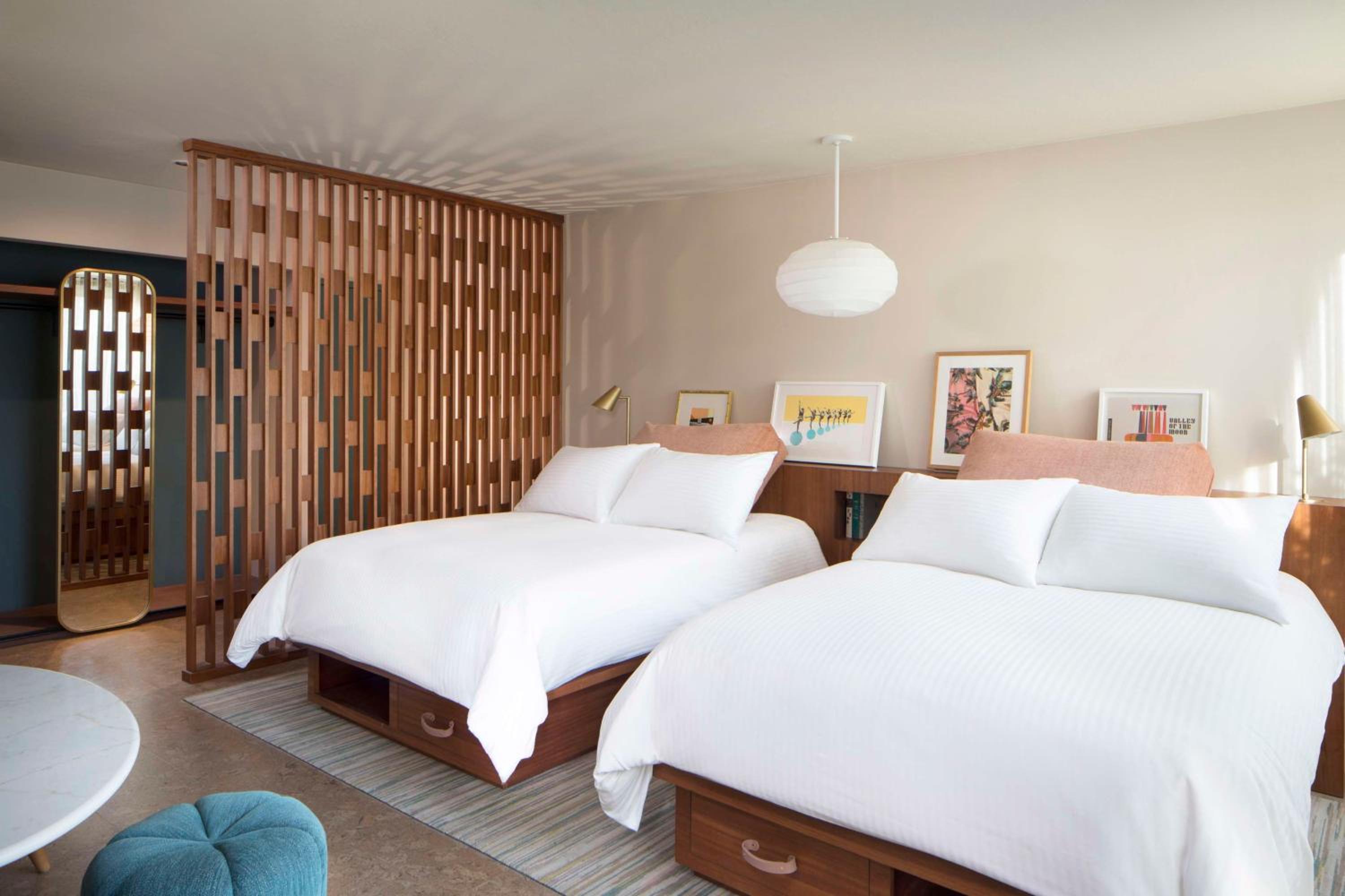 Double Room with Two Double Beds - Photo 4