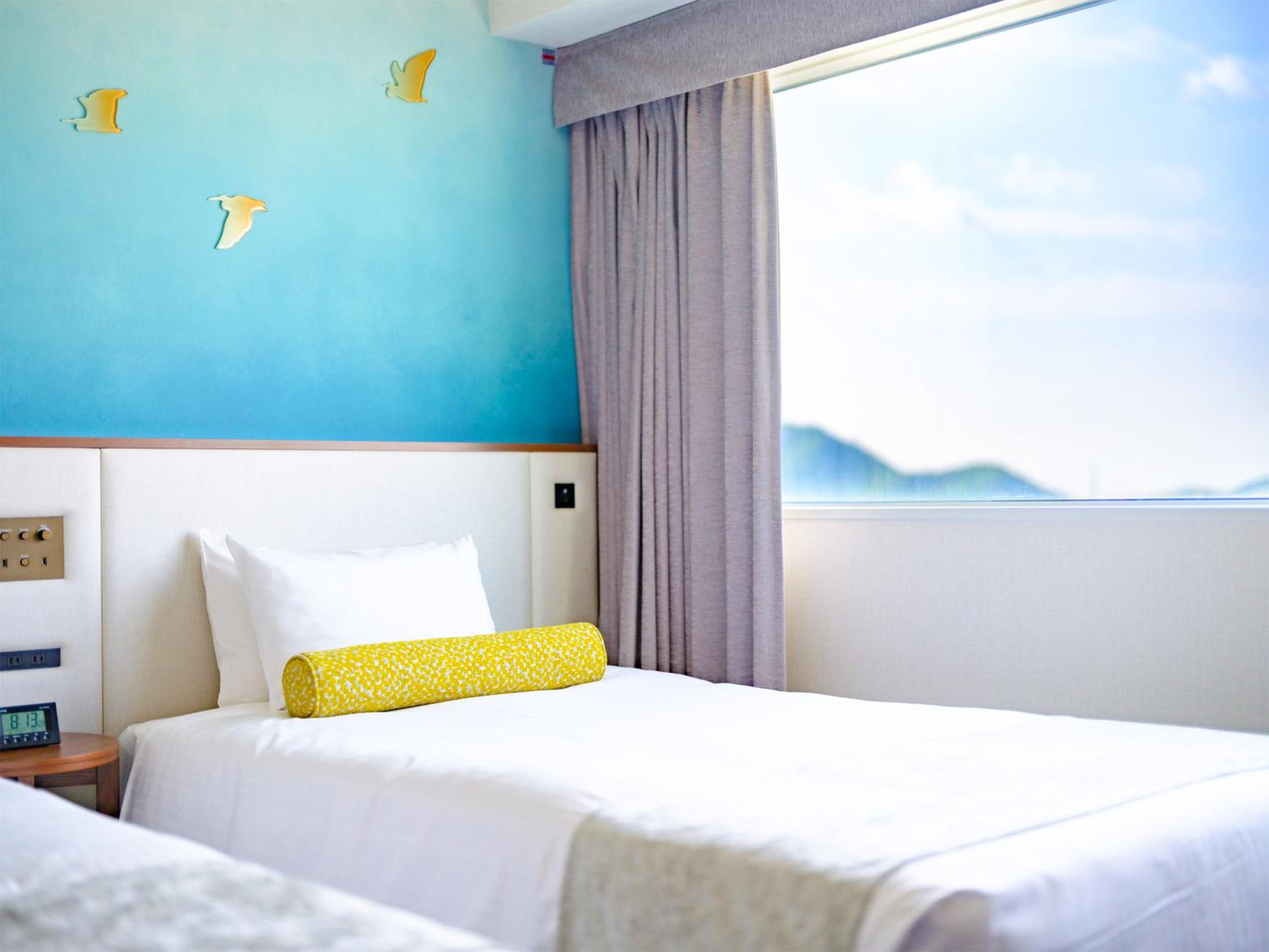 Executive Twin Room with Club Lounge Access