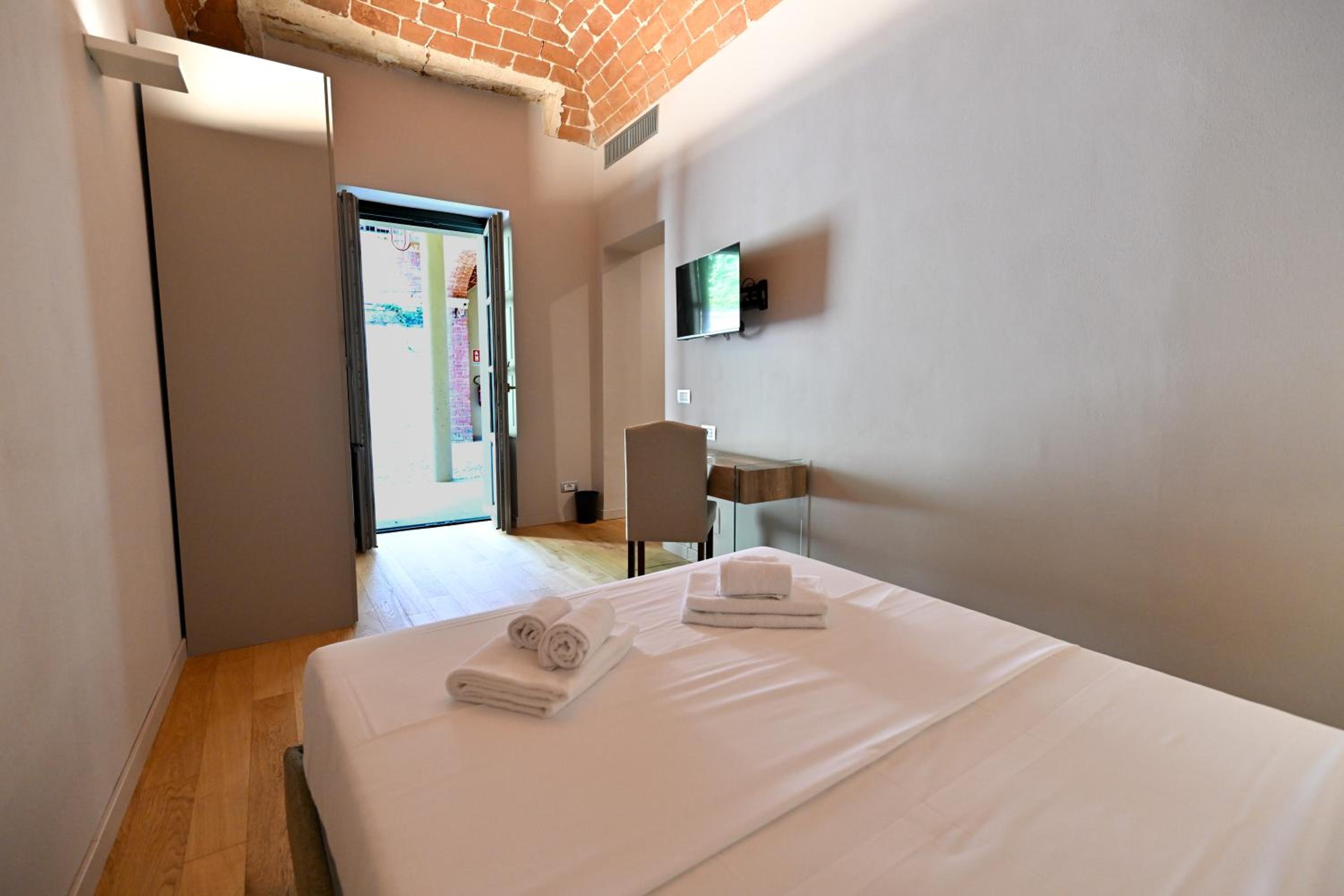 Small Double Room photo 3
