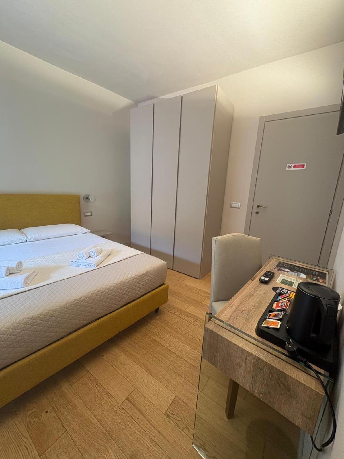 Standard Double Room photo 1