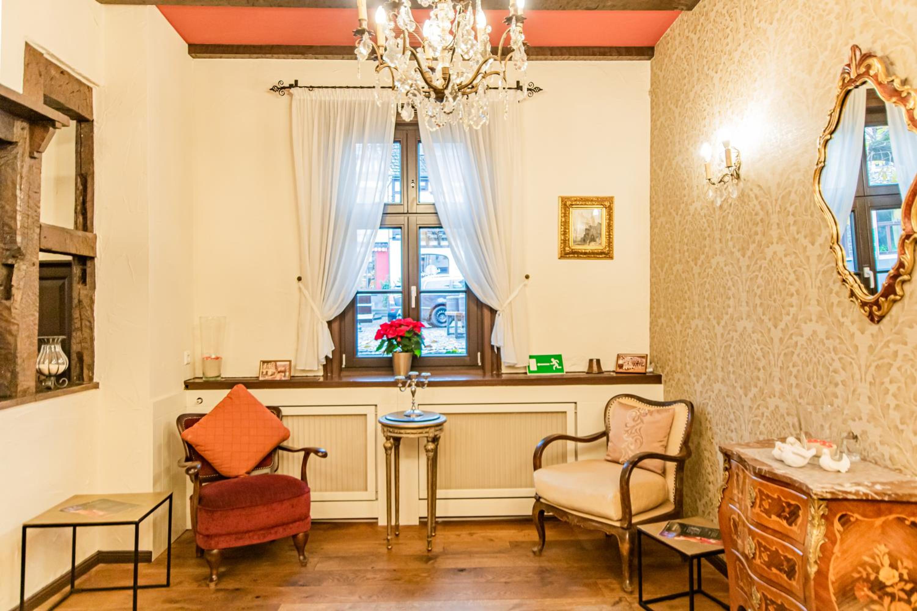 Classic Double Room - Photo 15