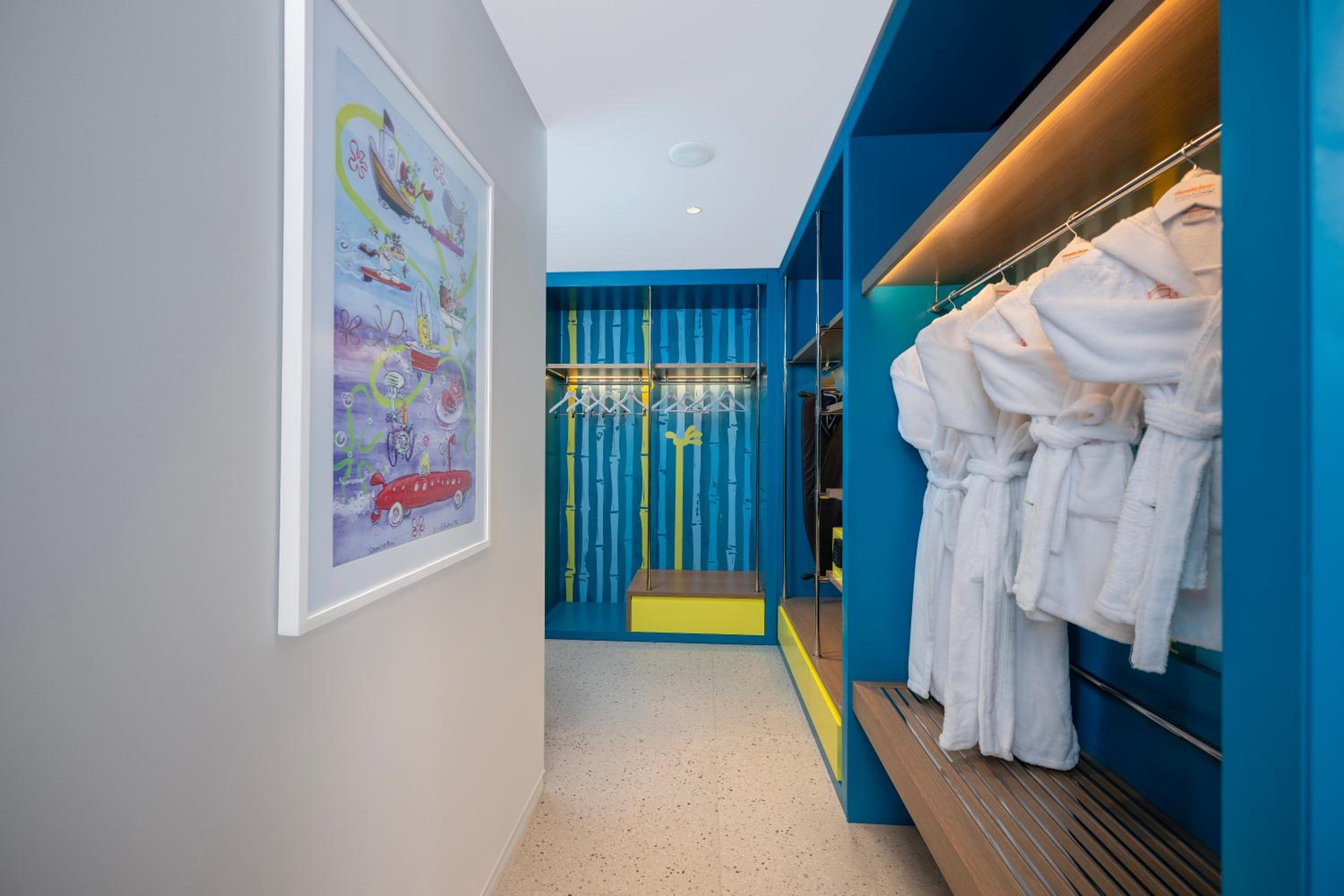 Themed Deluxe Room With Two Kids