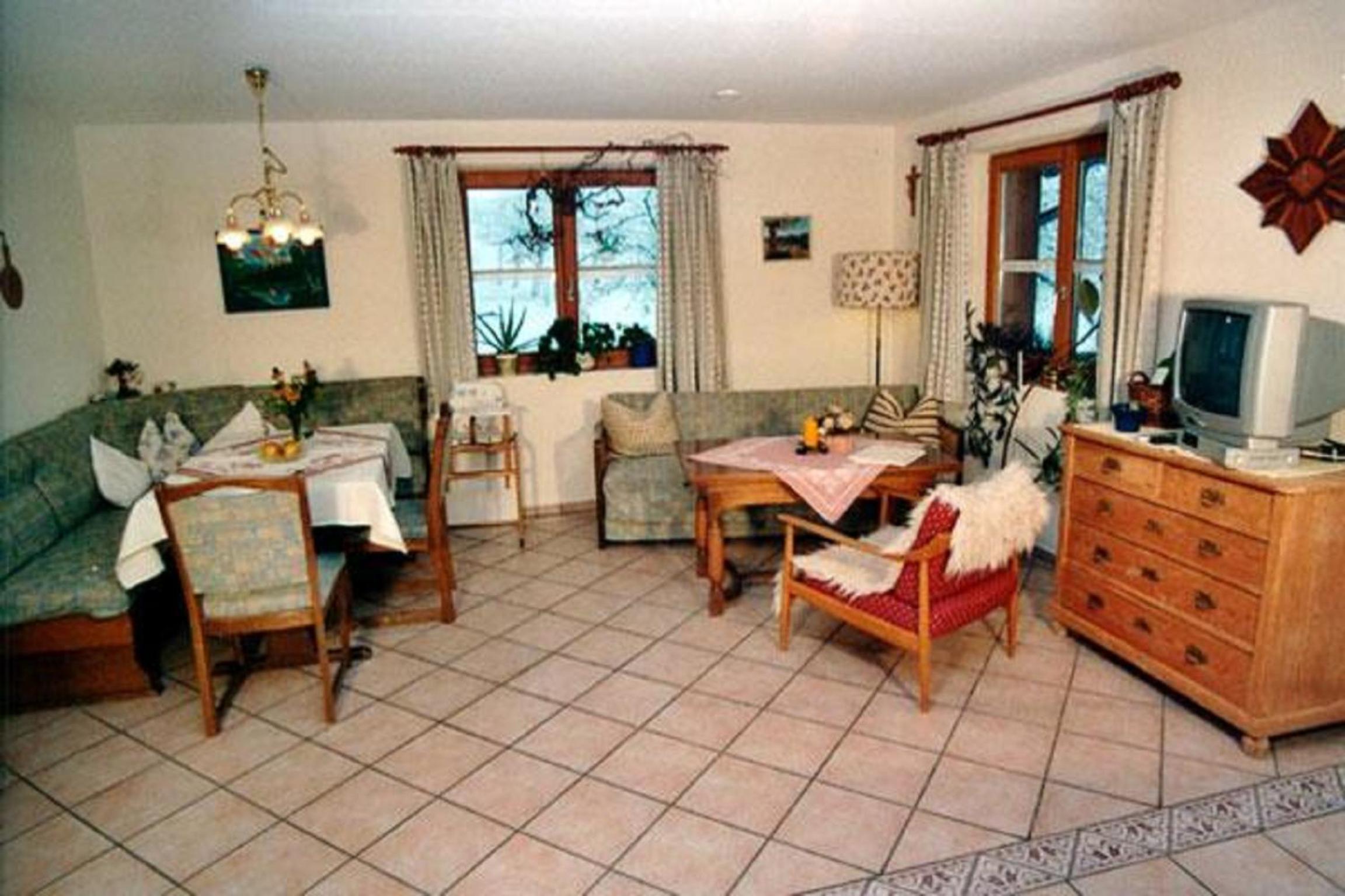 Apartment with Balcony photo 3