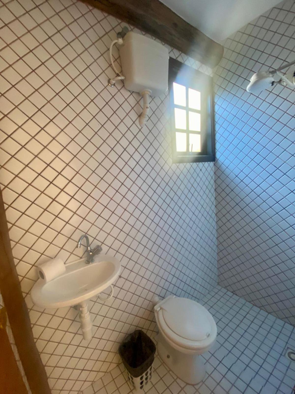 经济四人间