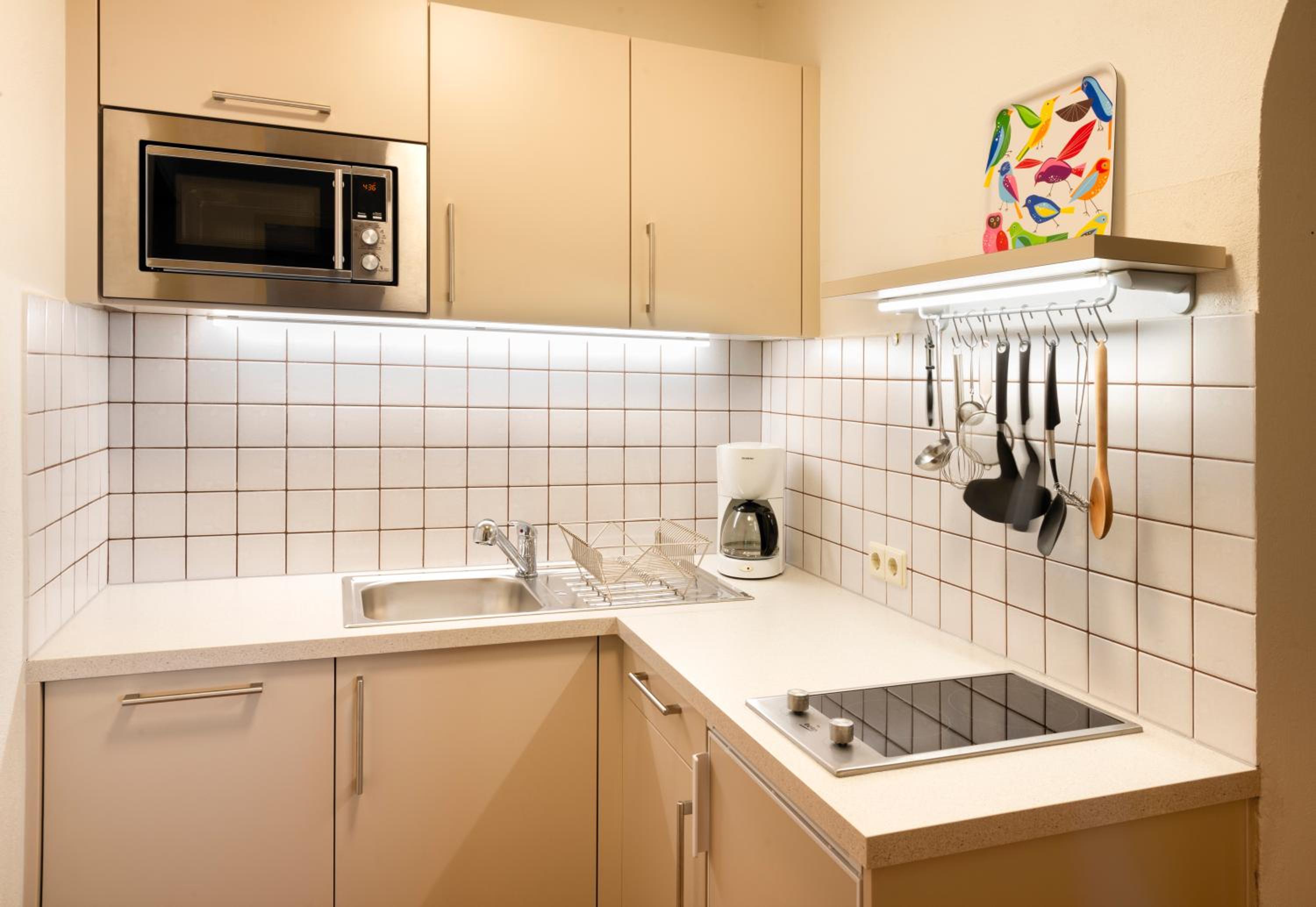 One-Bedroom Apartment with Garden View photo 2