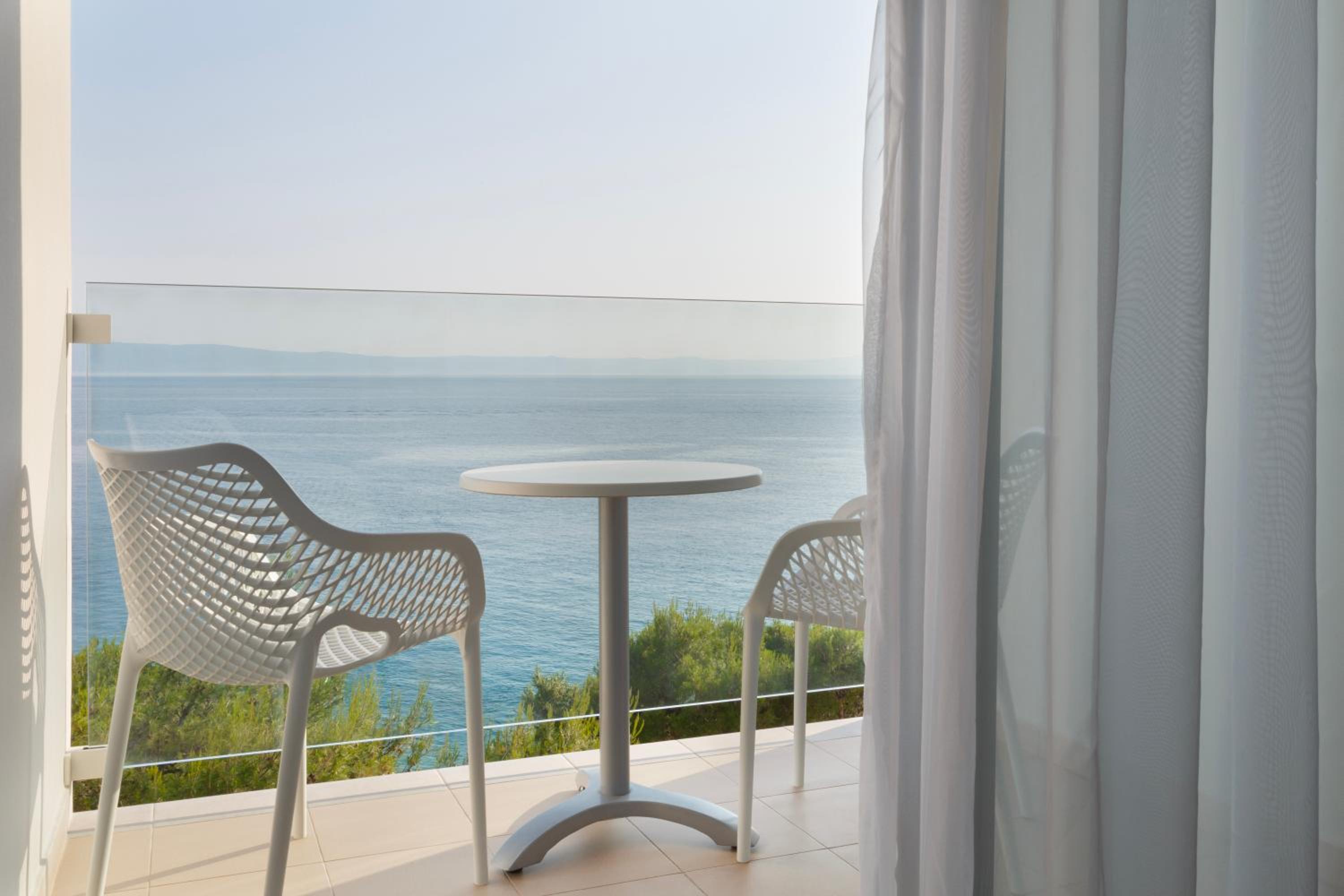 Suite with Balcony - Photo 2