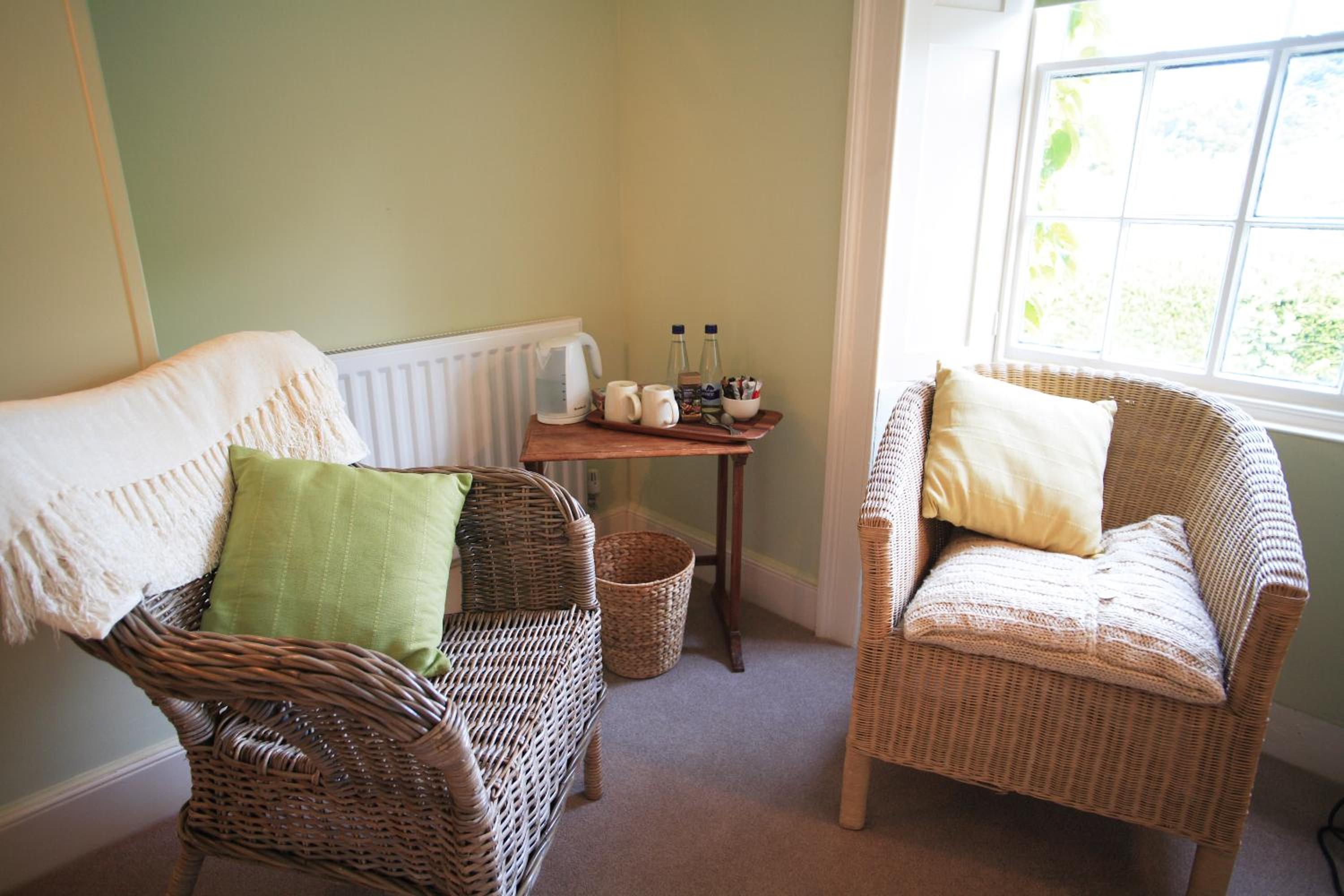 Deluxe Double Room with Private Bathroom photo 2