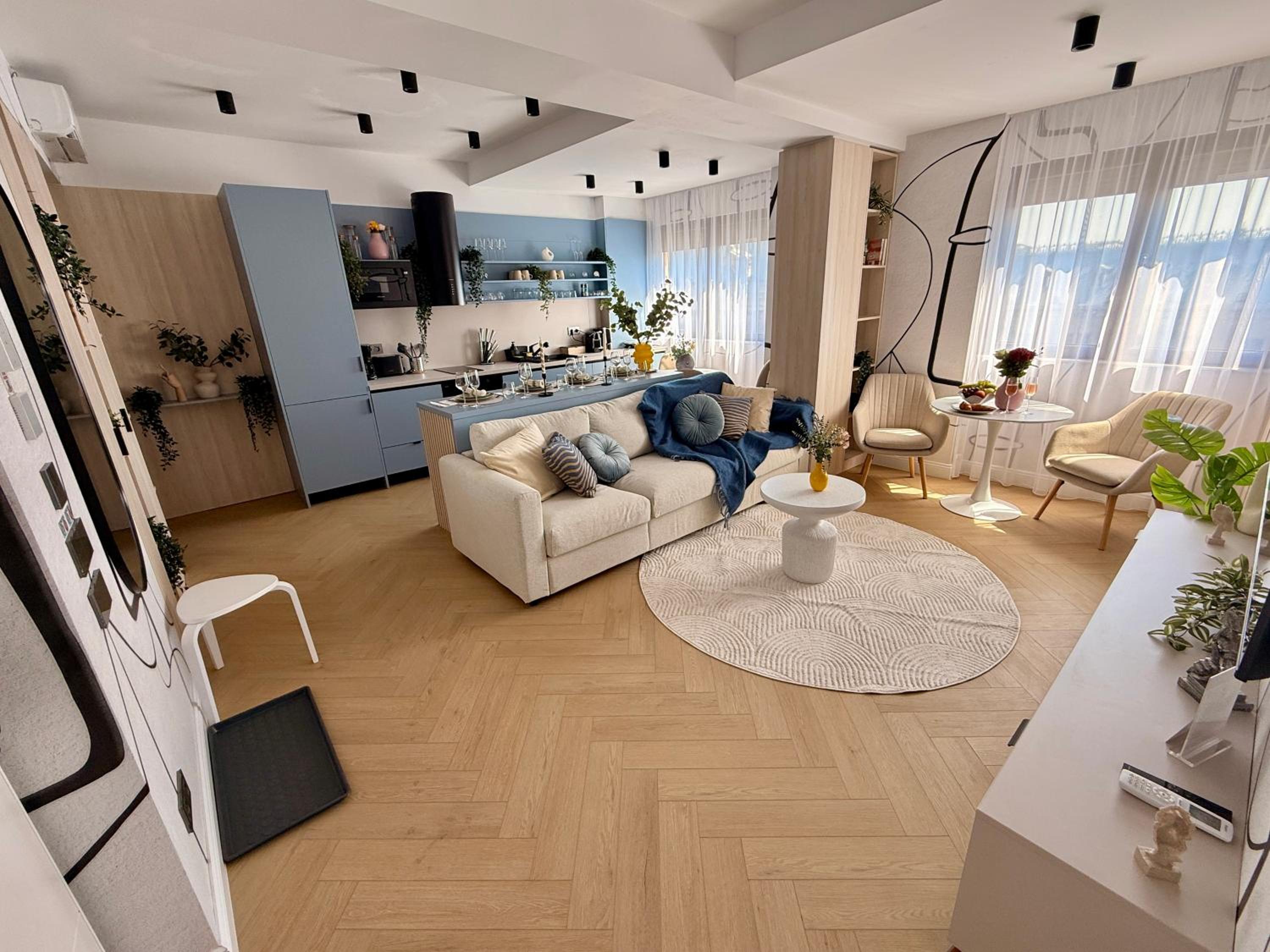 Exclusive Two-Bedroom Apartment with Balcony and River View