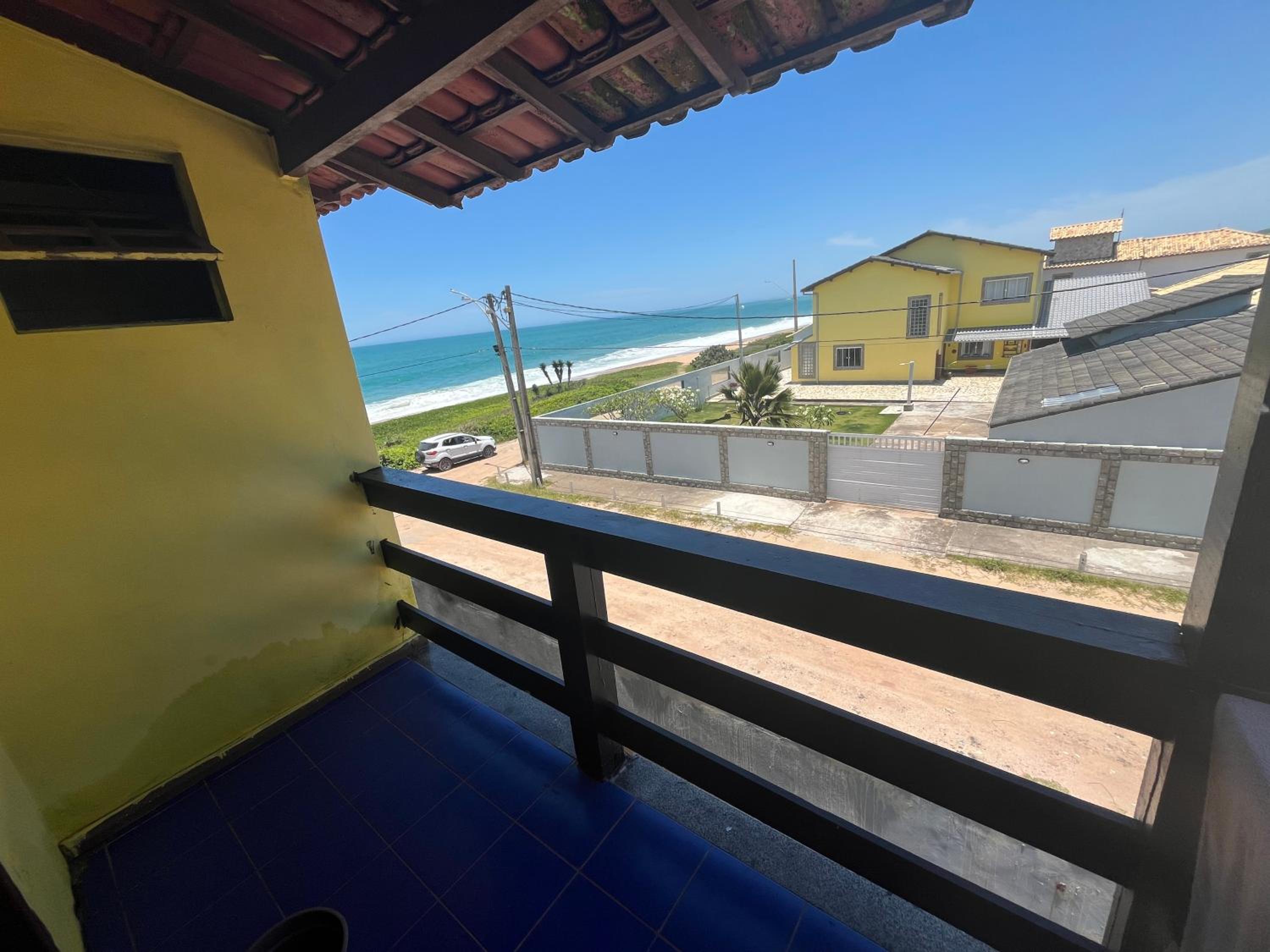 Family Room with Balcony photo 2