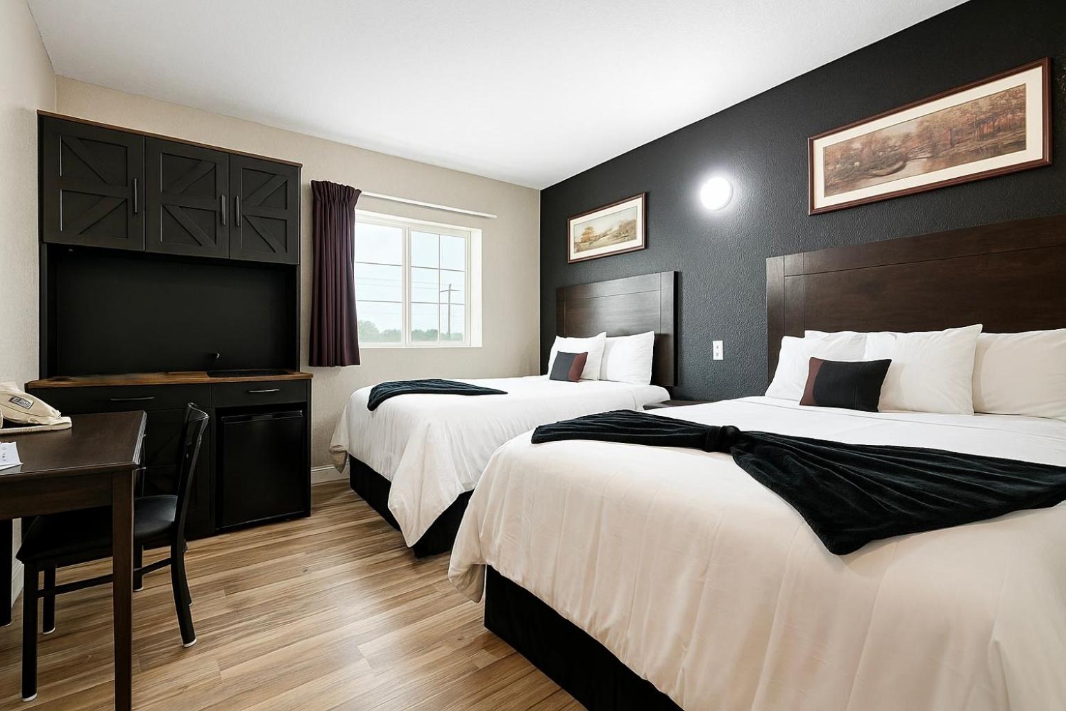 Deluxe Suite photo 1