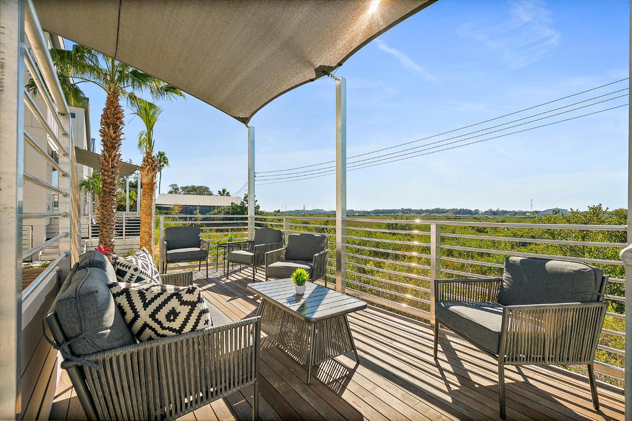 Apartment with View and Balcony