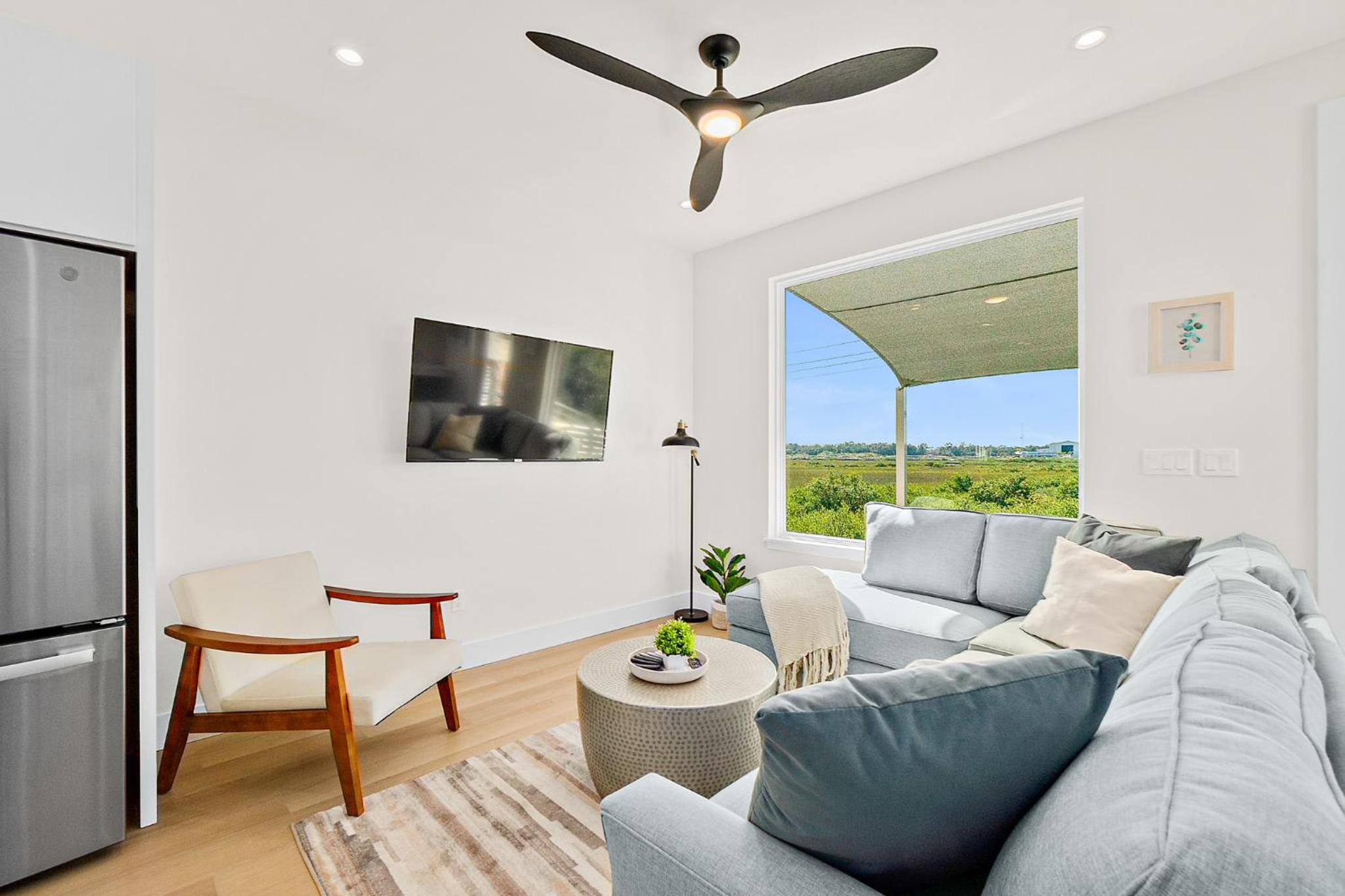 Apartment with View and Balcony