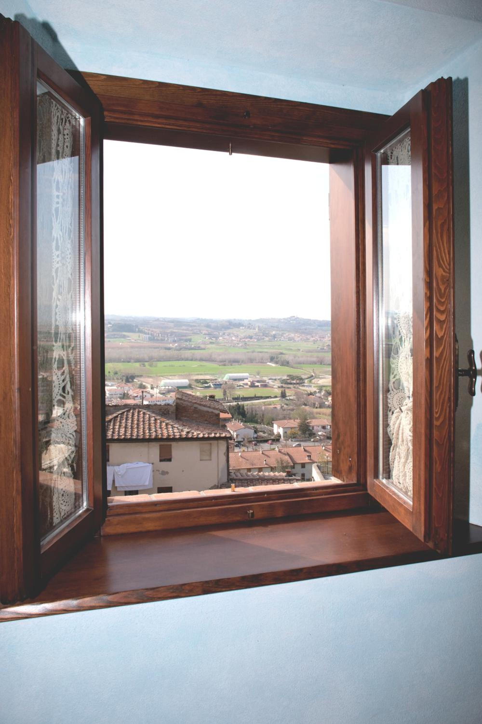 Apartment with Terrace - Photo 10